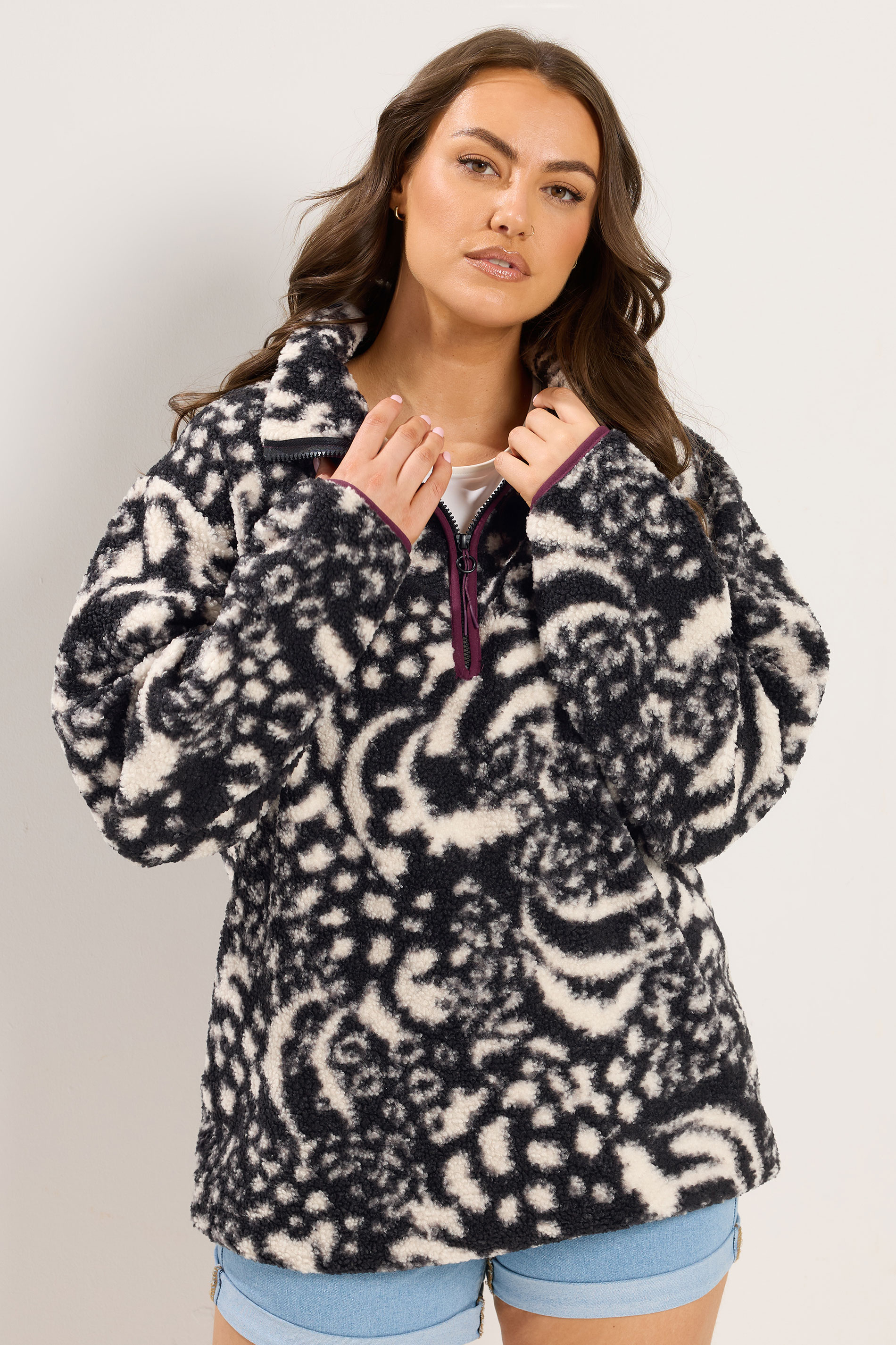YOURS Plus Size Black Animal Print Borg Fleece | Yours Clothing 3