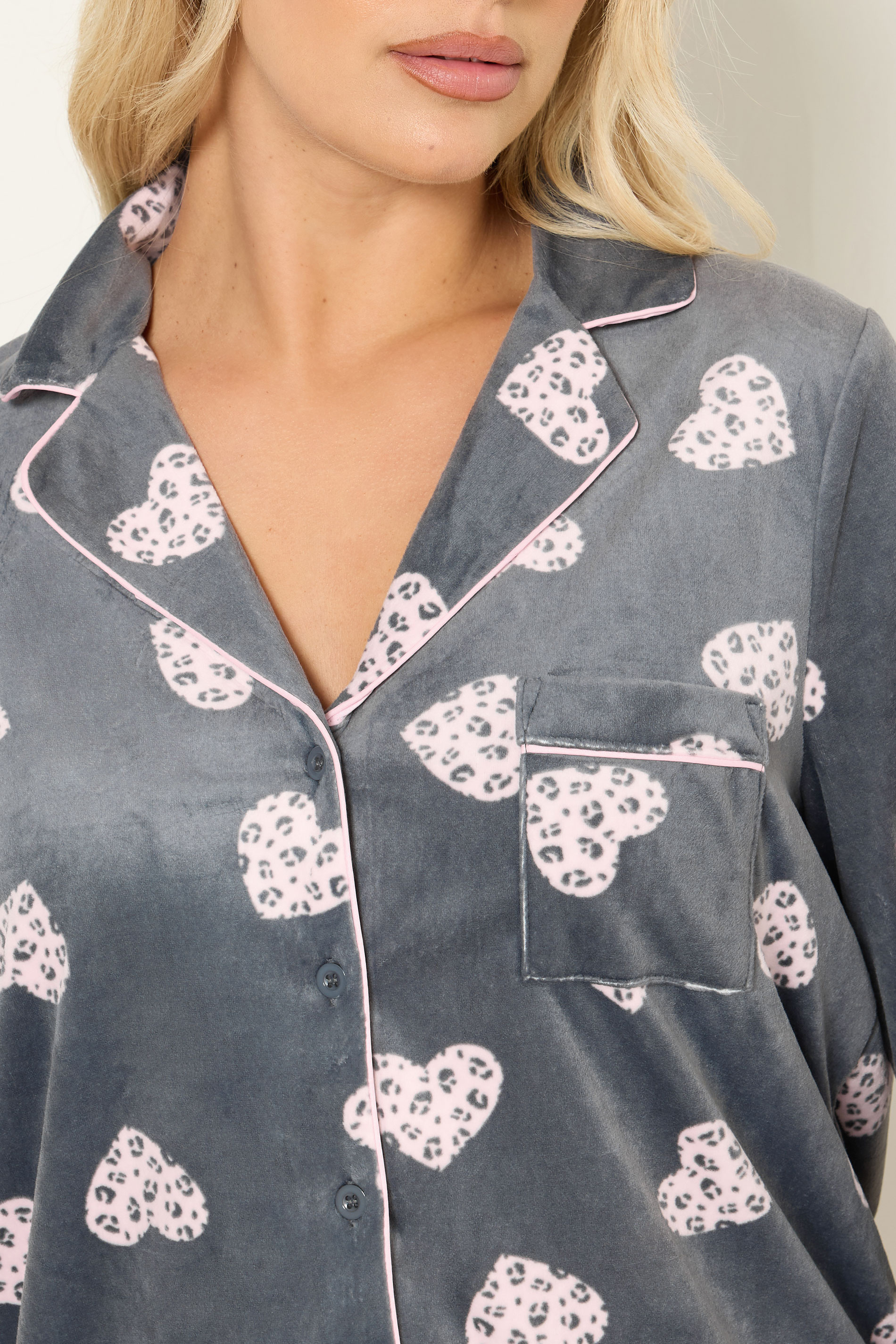 YOURS Plus Size Grey Animal Heart Print Fleece Pyjama Set | Yours Clothing 4