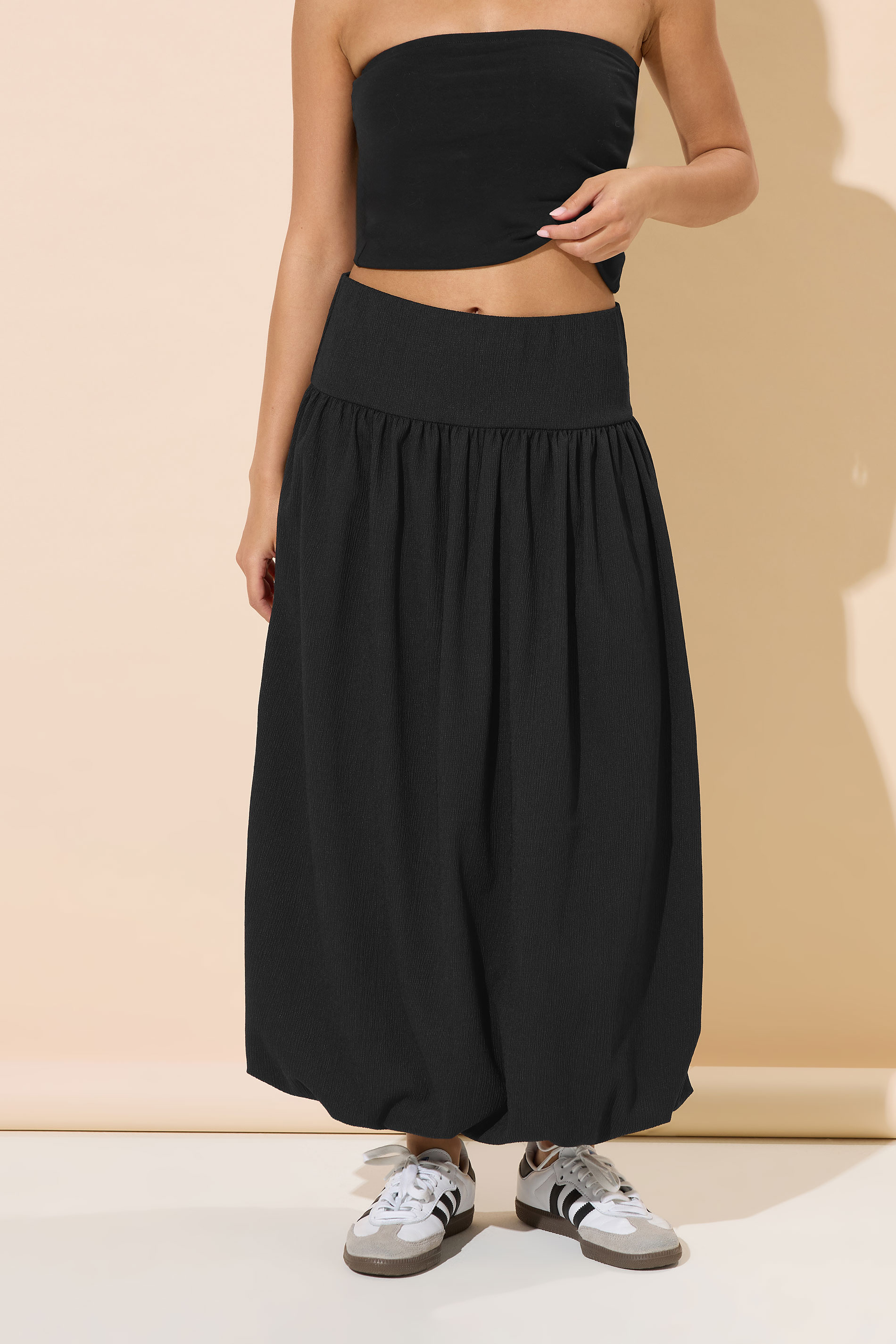 PixieGirl Petite Women's Black Bubble Hem Maxi Skirt | PixieGirl 3