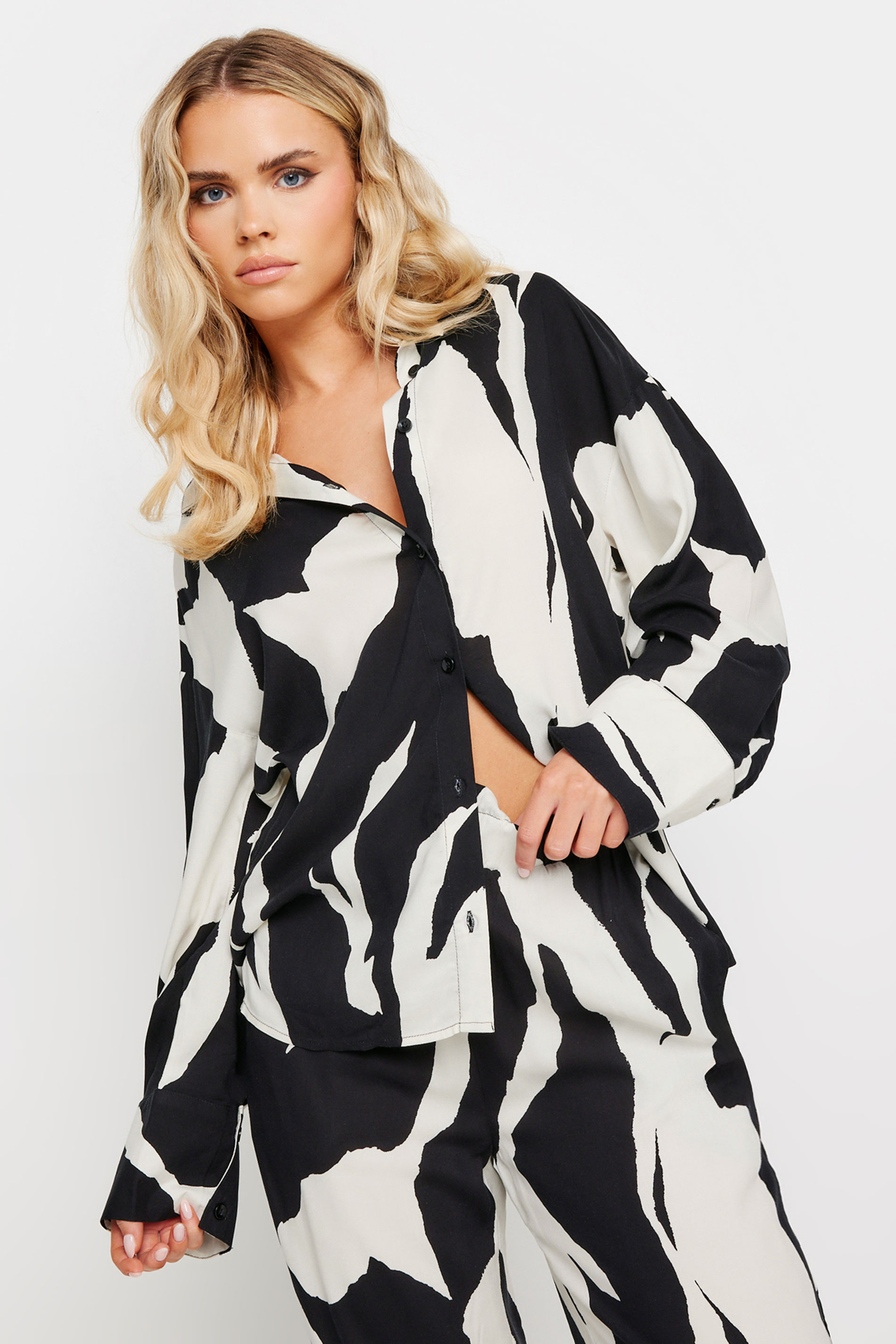 PixieGirl Petite Black Mono Abstract Print Shirt | PixieGirl 3