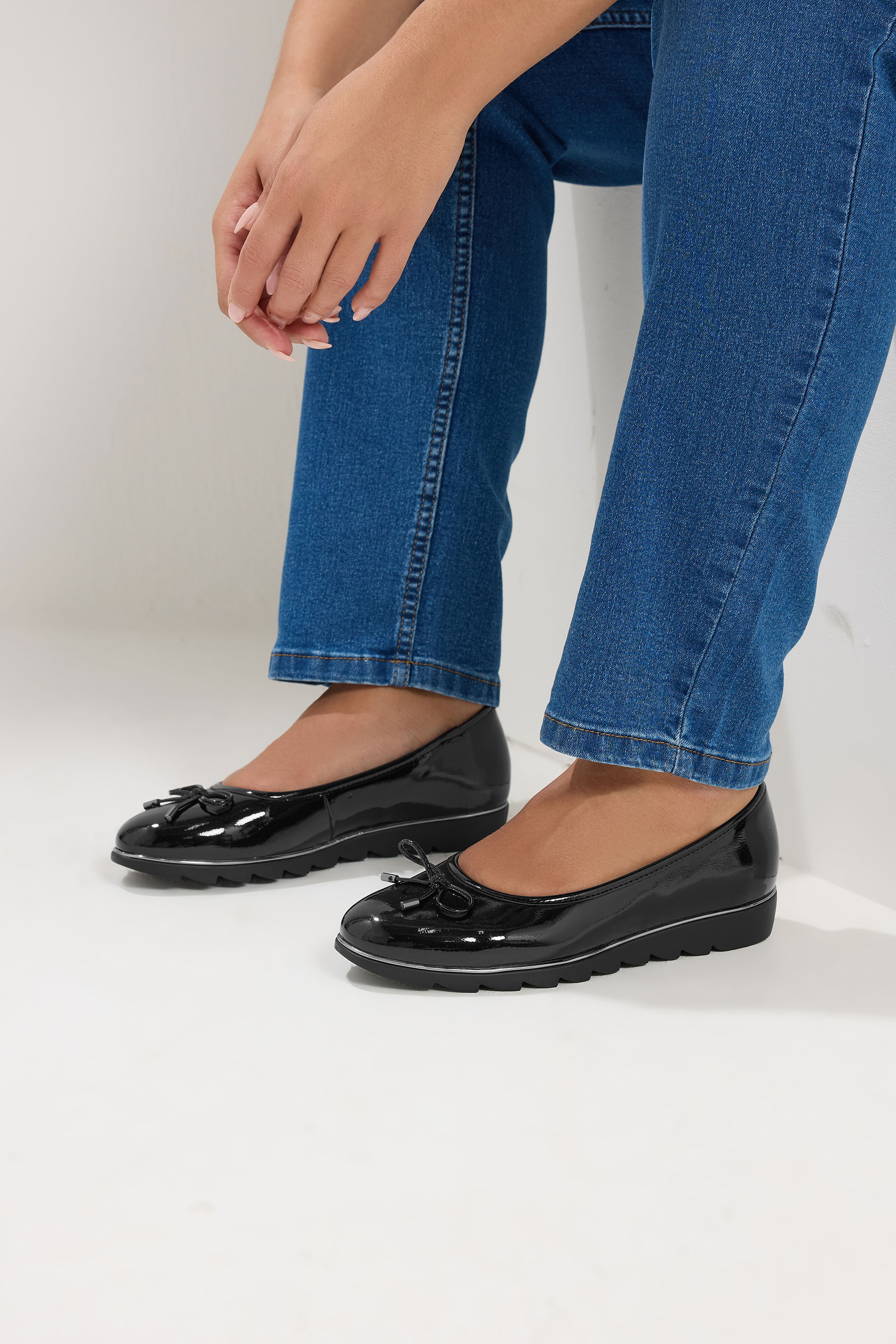 Black Patent Ballet Pumps In Wide E Fit | Yours Clothing 3