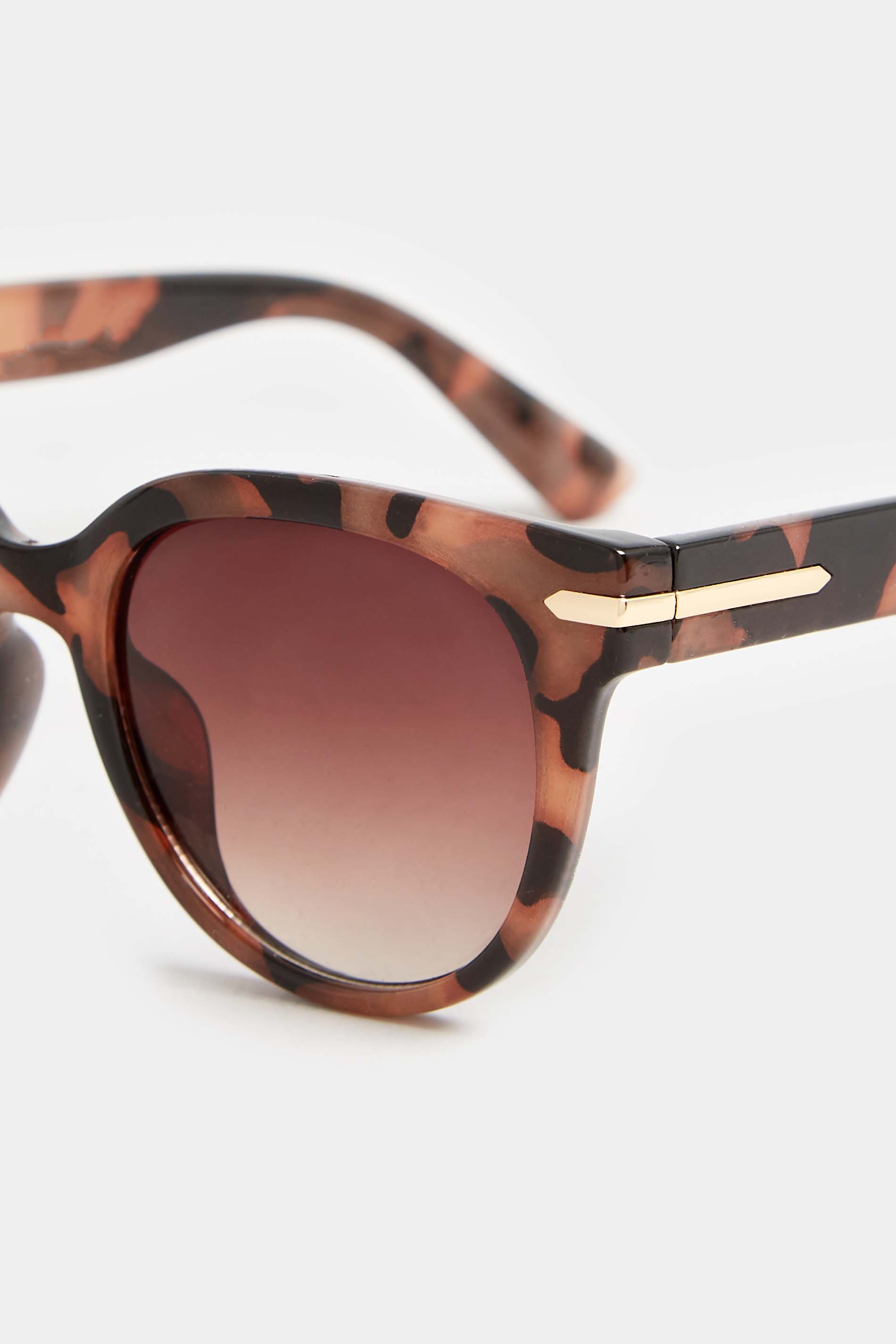 Brown Tortoiseshell Oversized Gold Detail Sunglasses | Yours Clothing 3