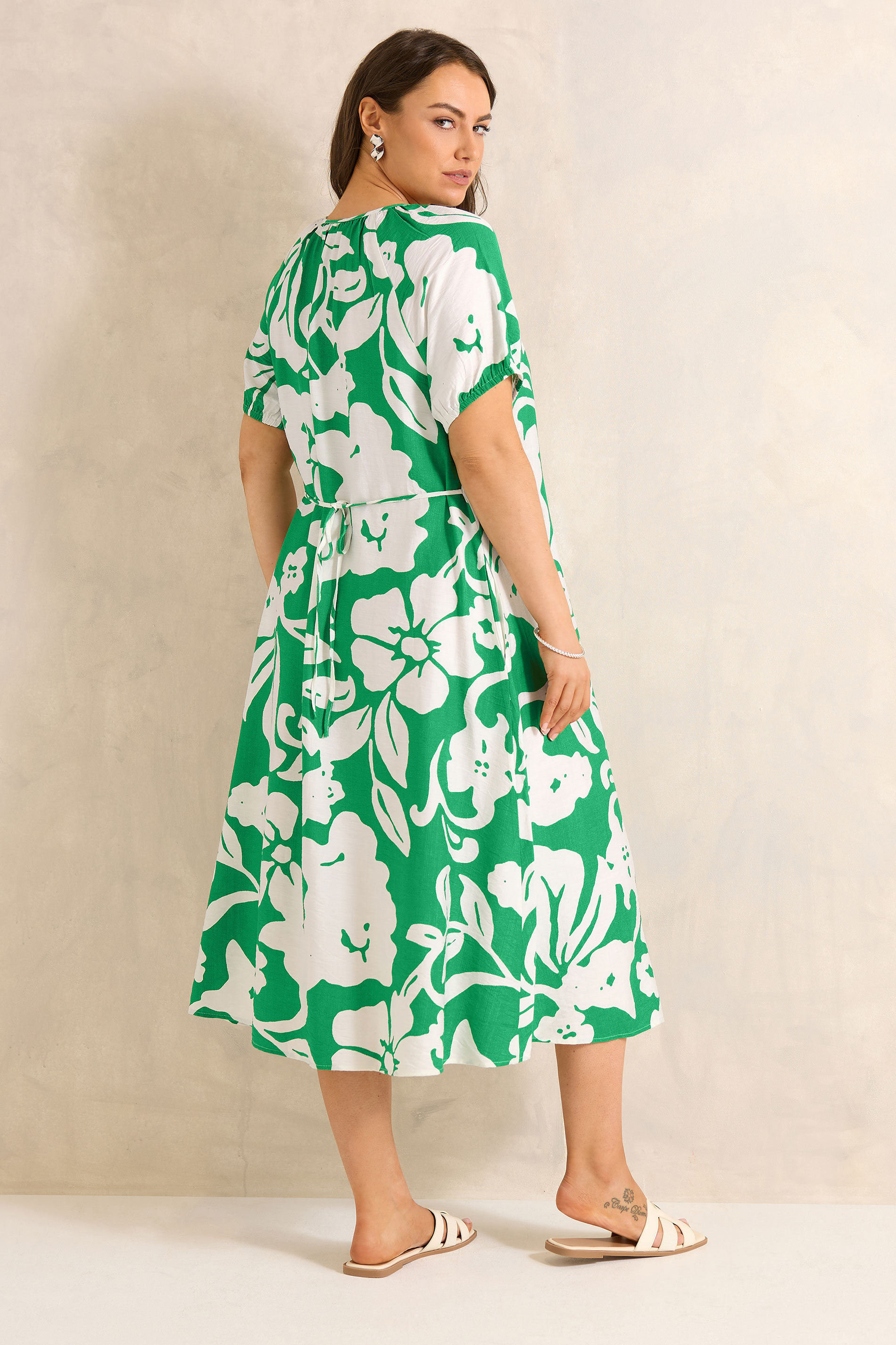 EVANS Plus Size Green Floral Swing Dress | Evans 2