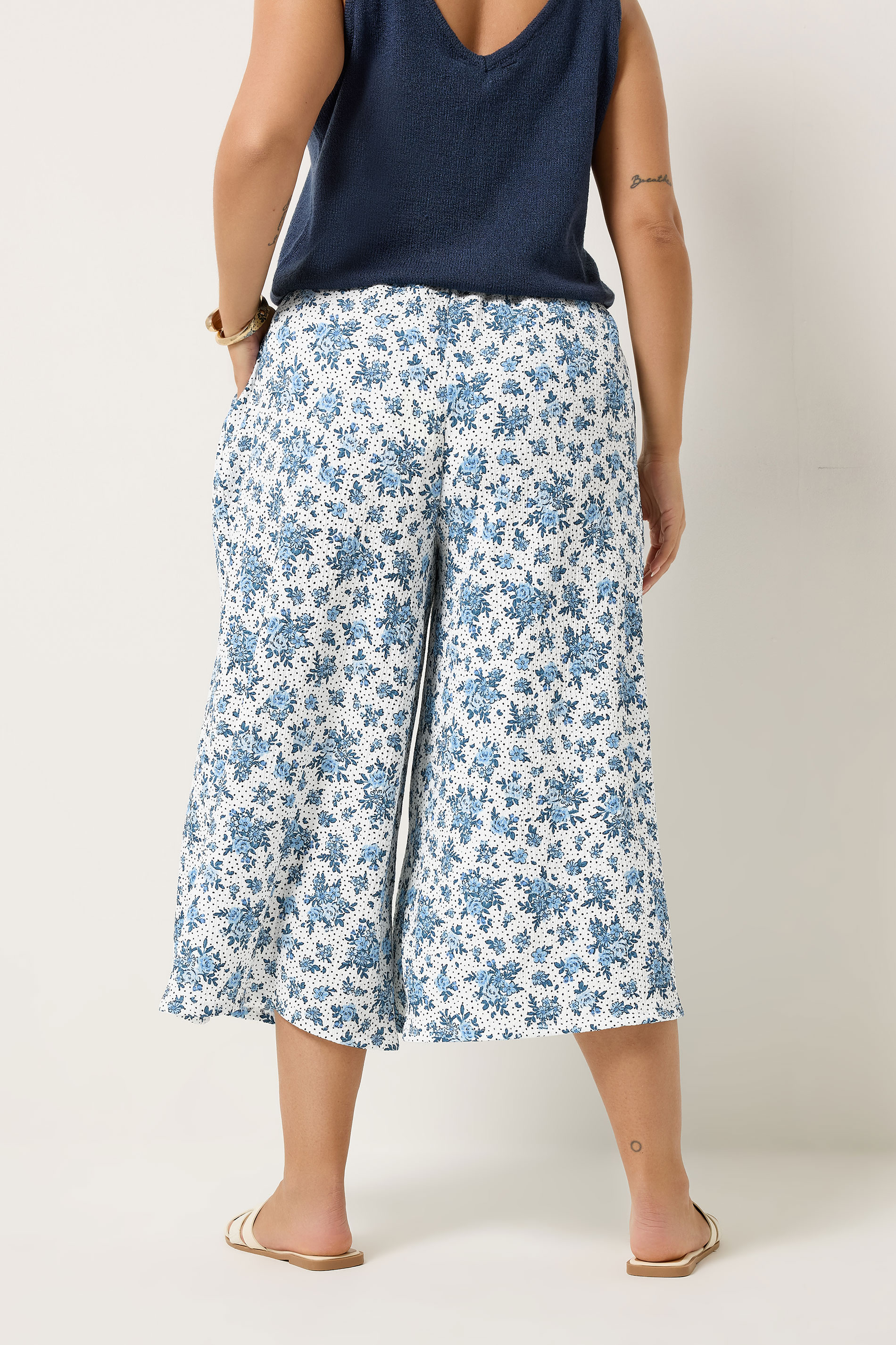 YOURS Plus Size White Ditsy Floral Culottes | Yours Clothing 2