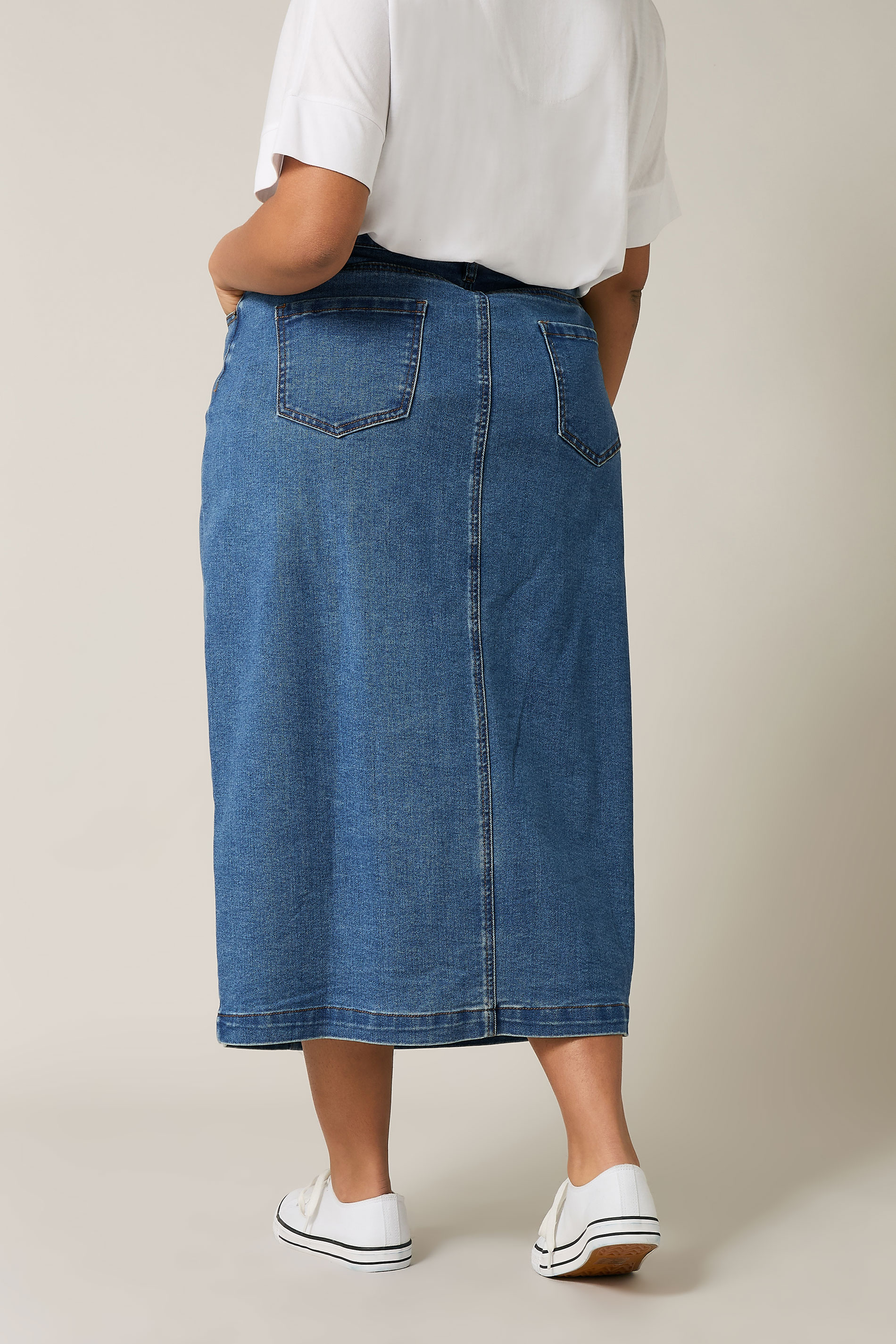 EVANS Plus Size Blue Button Through Denim Maxi Skirt | Evans 4