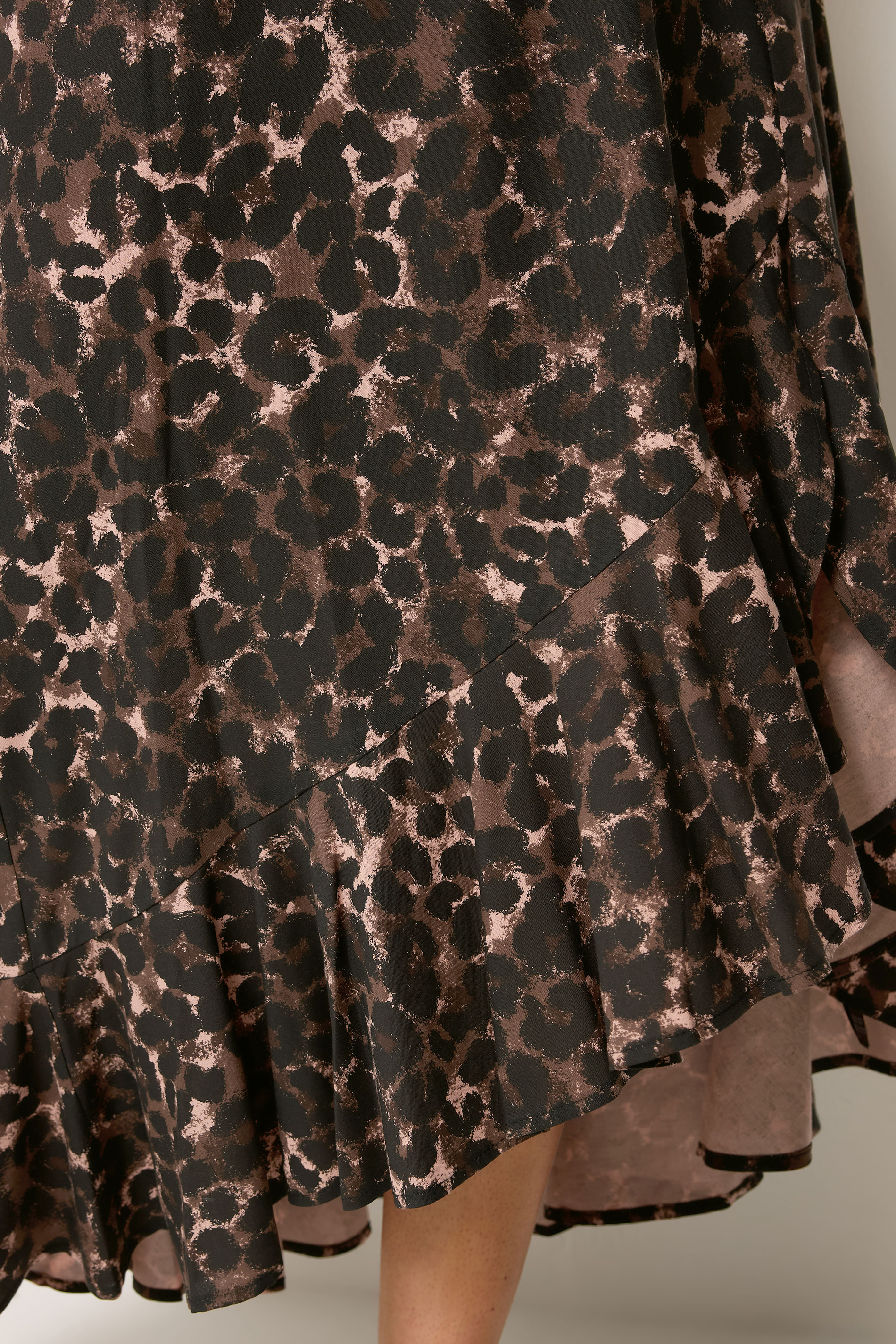 YOURS Plus Size Chocolate Brown Leopard Print Ruffle Skirt | Yours Clothing 4