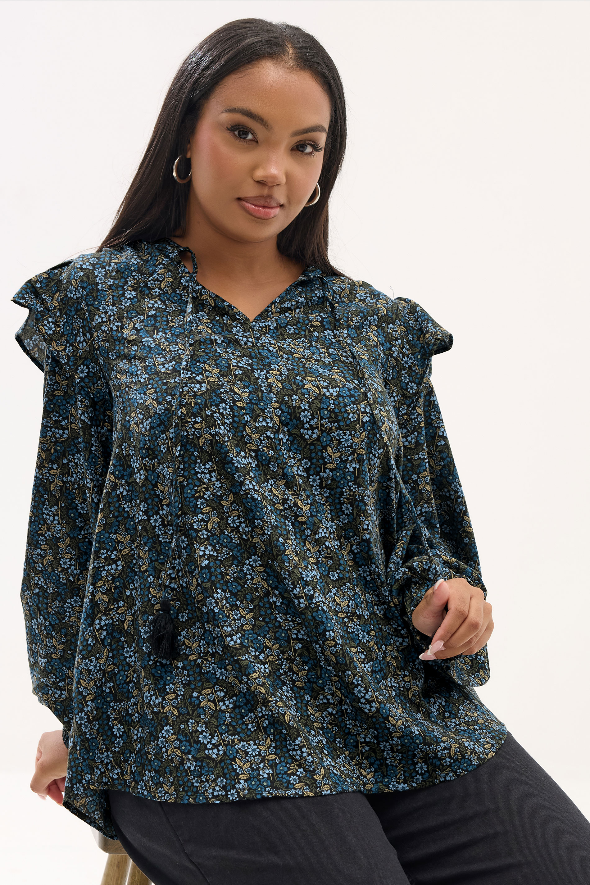 YOURS Plus Size Blue Ditsy Floral Print Frill Top | Yours Clothing 3