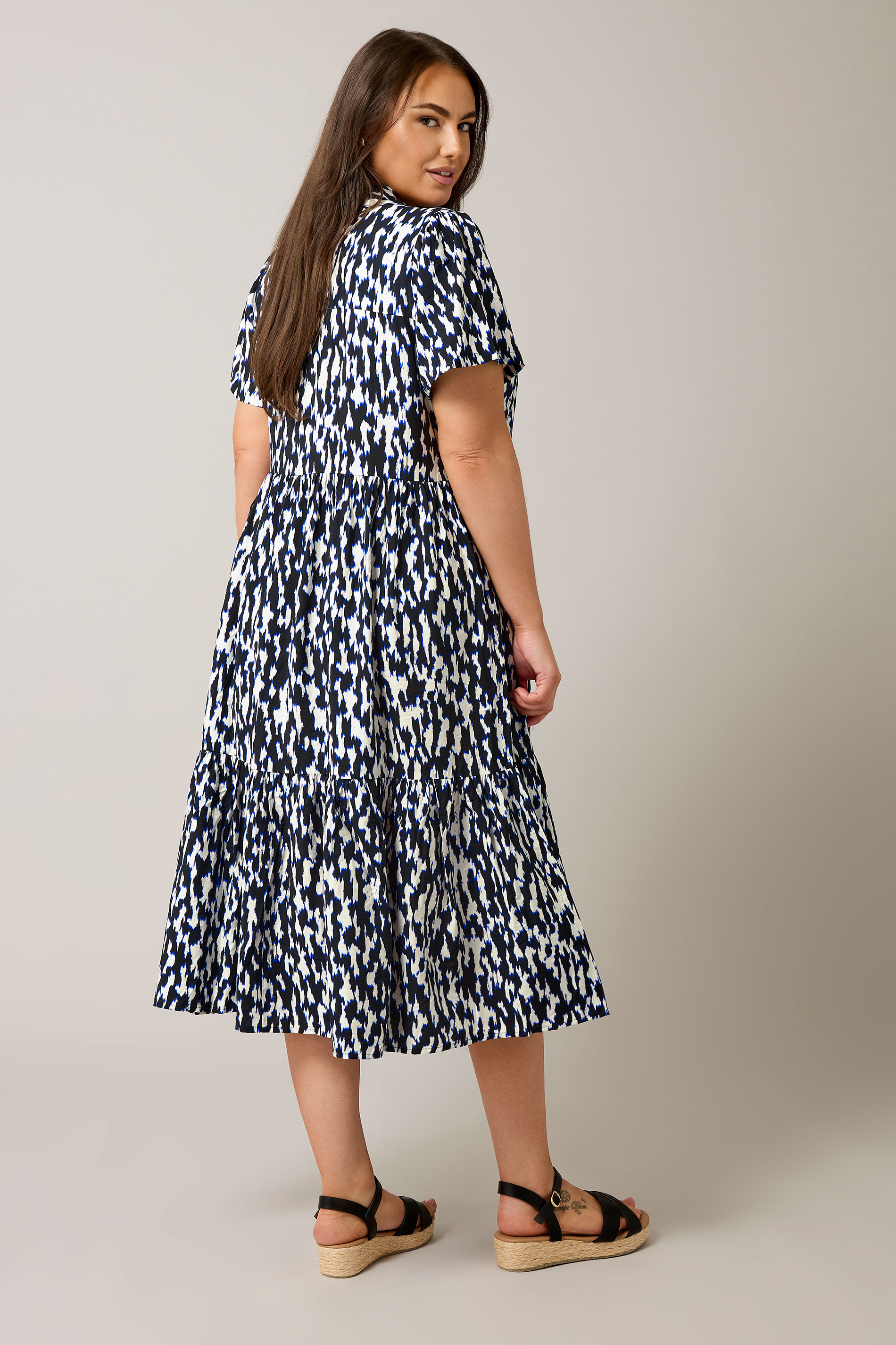 EVANS Plus Size Navy Blue Abstract Print Midi Shirt Dress | Evans  2