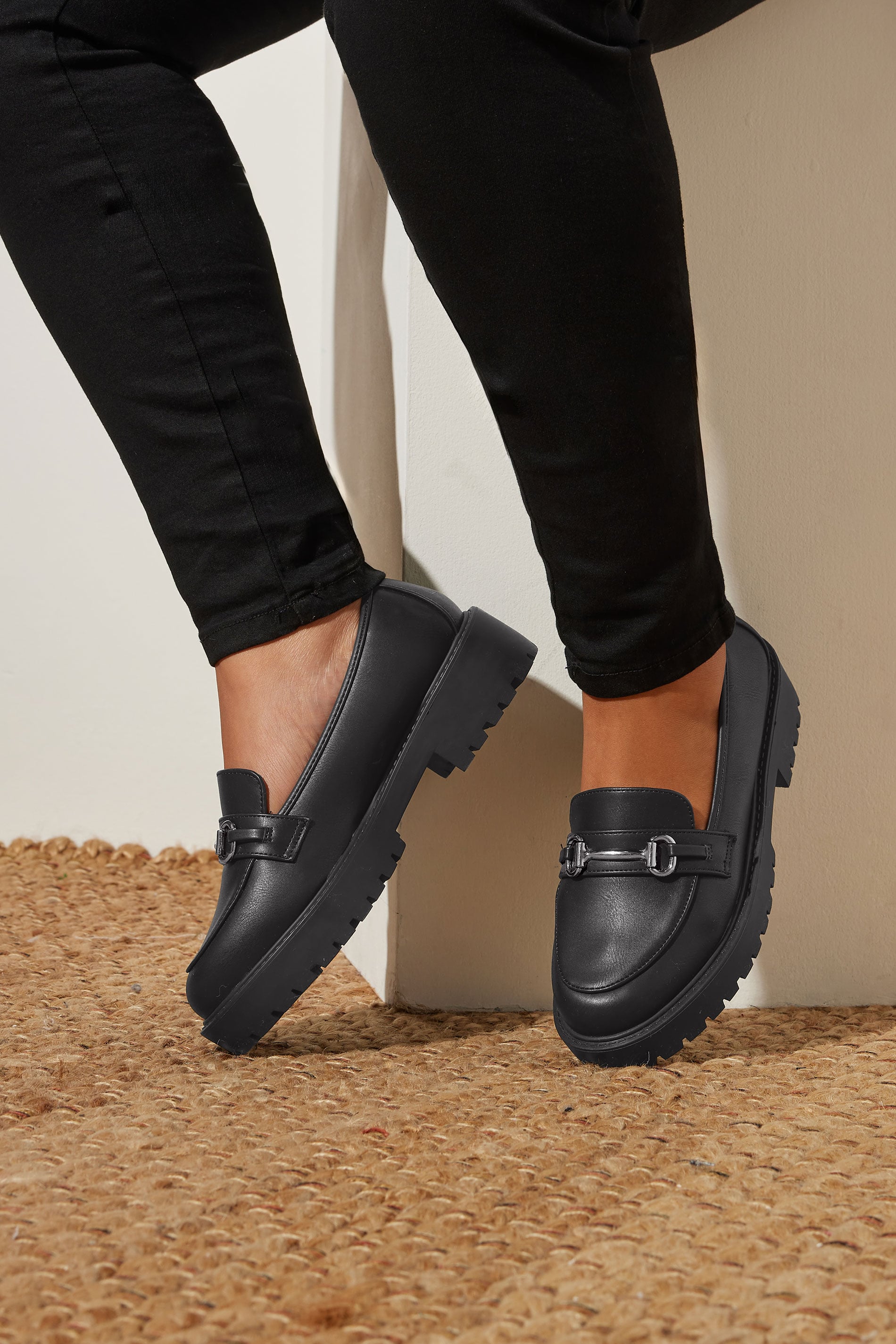 Women's Black Yours Metal Trim Detail Loafers In Wide E & Extra Wide Eee Fit Size 10Eee