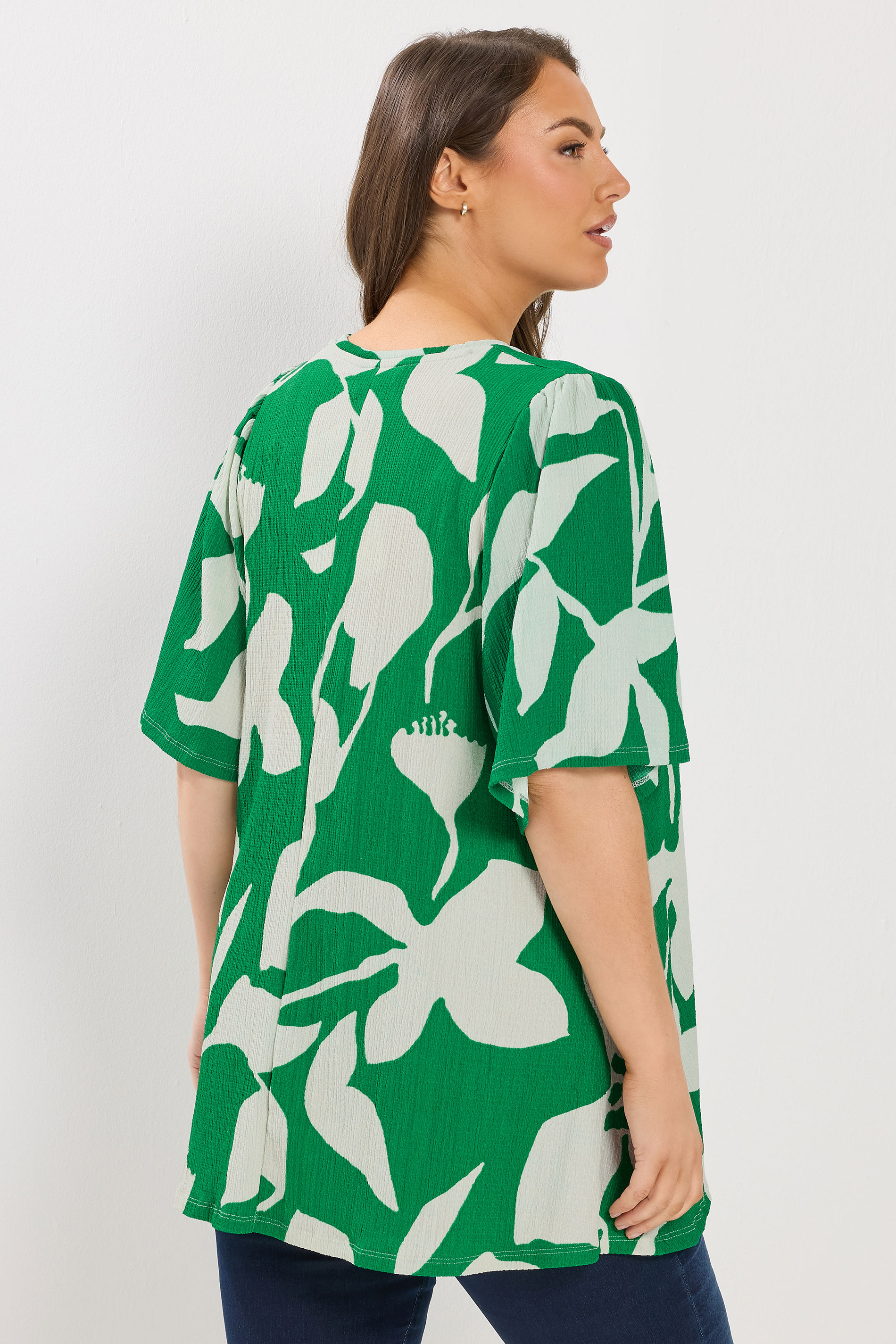 YOURS Plus Size Green Abstract Textured Pleat Front Top | Yours Clothing  2