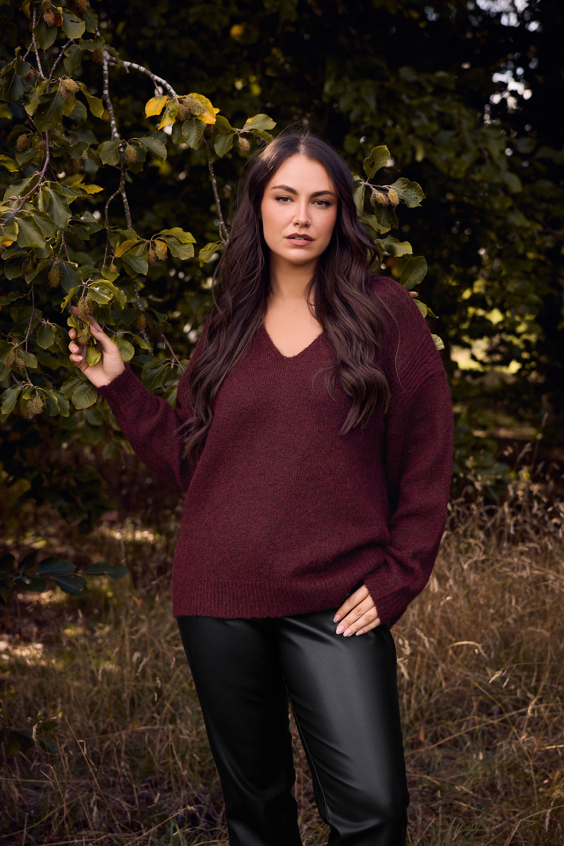 EVANS Plus Size Purple Knitted V-Neck Jumper | Evans  3