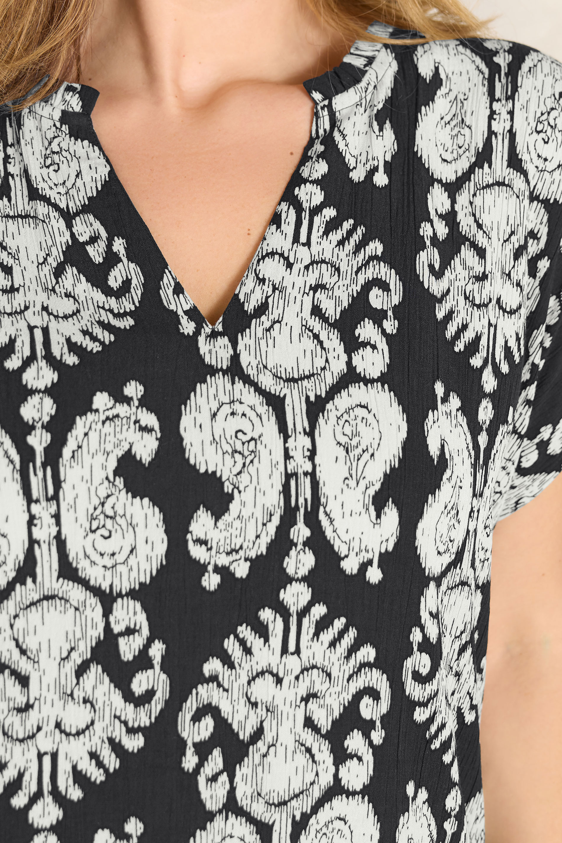 EVANS Plus Size Black Abstract Print Frill Neck Blouse | Evans 4