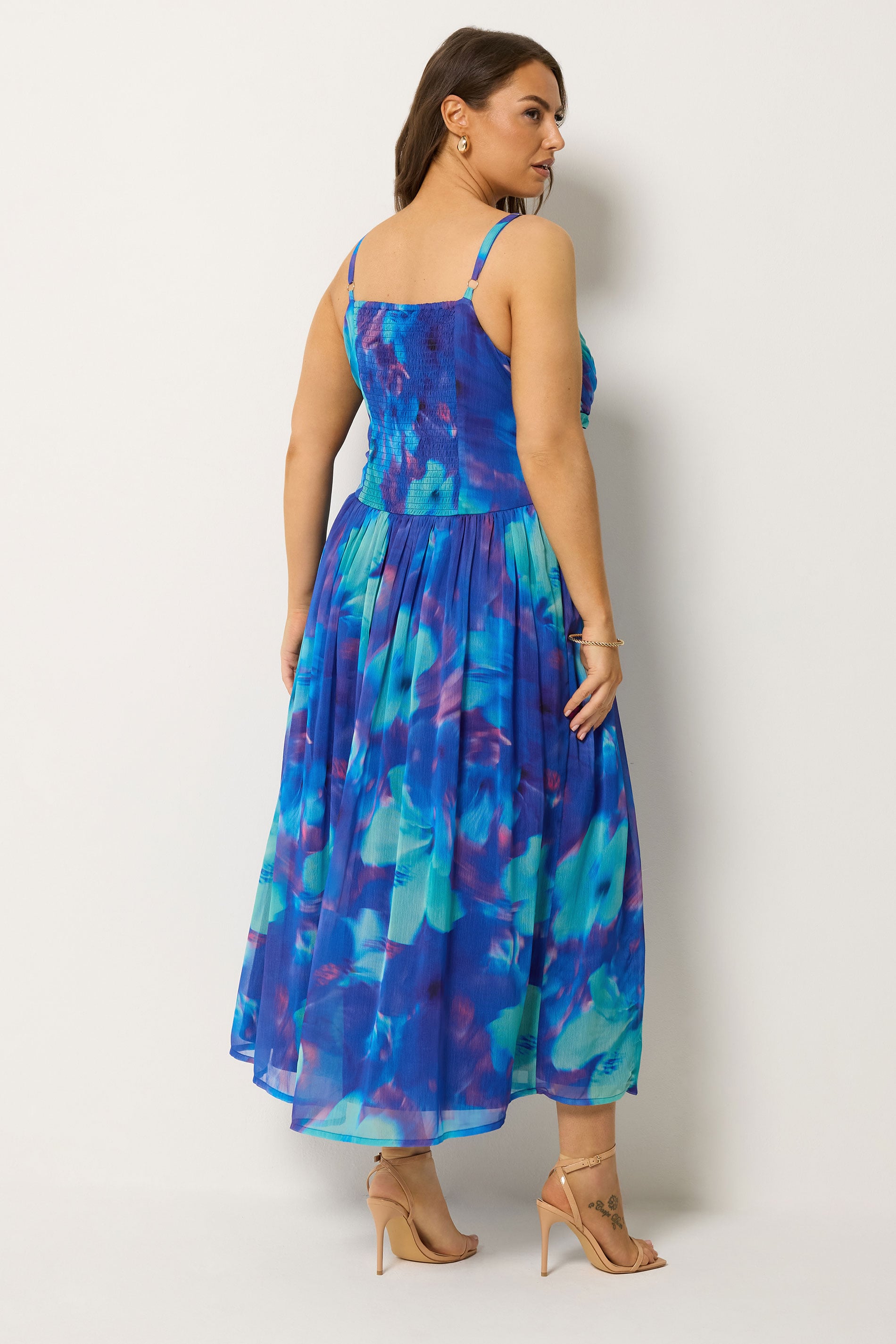 YOURS Plus Size Blue Floral Chiffon Maxi Dress | Yours Clothing 4