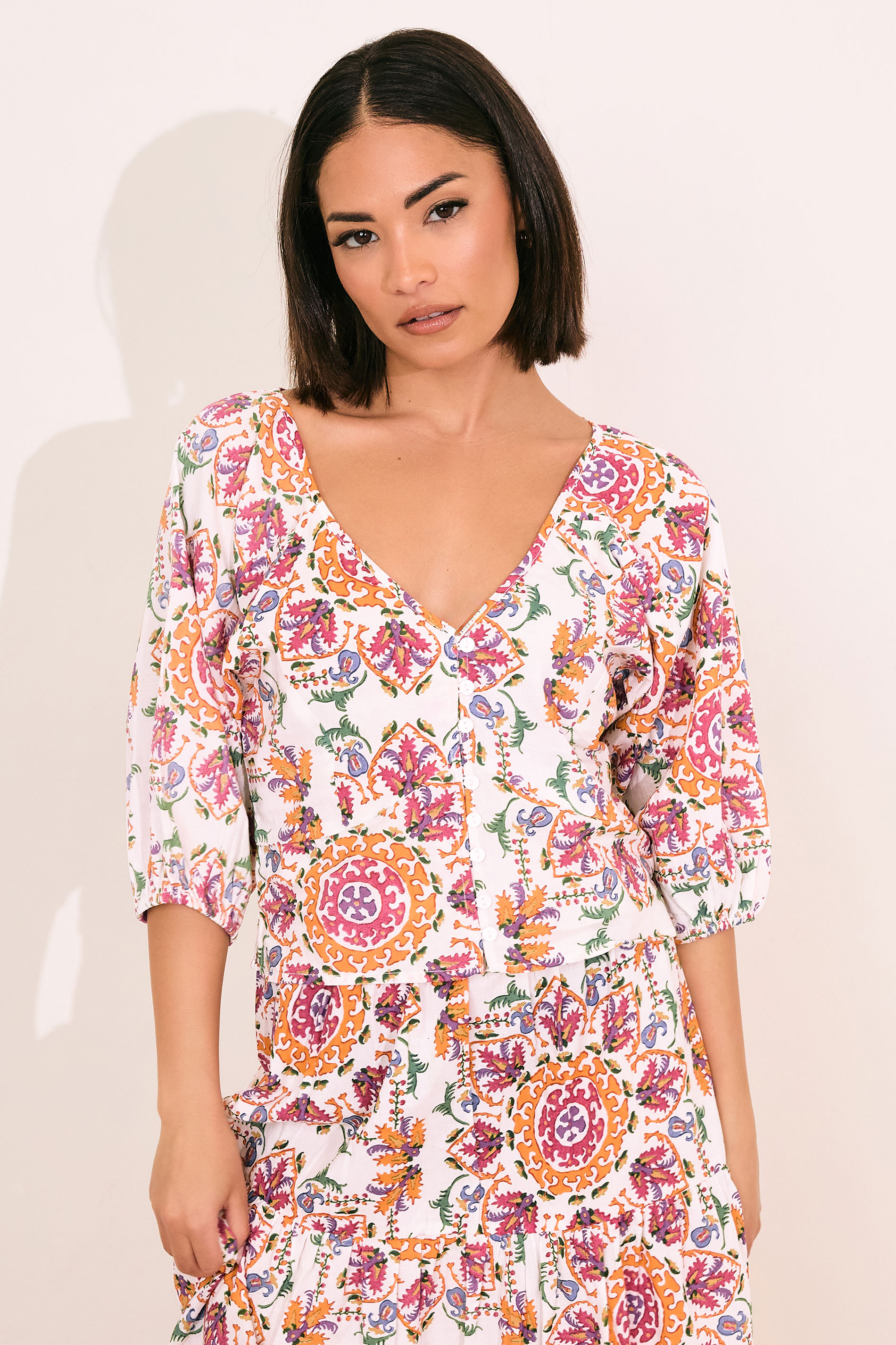 PixieGirl Petite Women's White Abstract Tile Cotton Puff Sleeve Top | PixieGirl 1