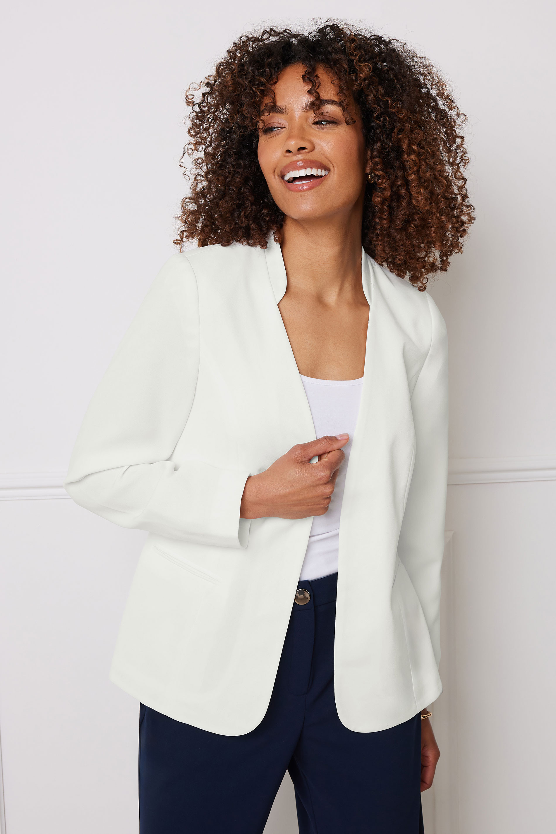 Women's White M&Co M&Co Collarless Blazer Size 12