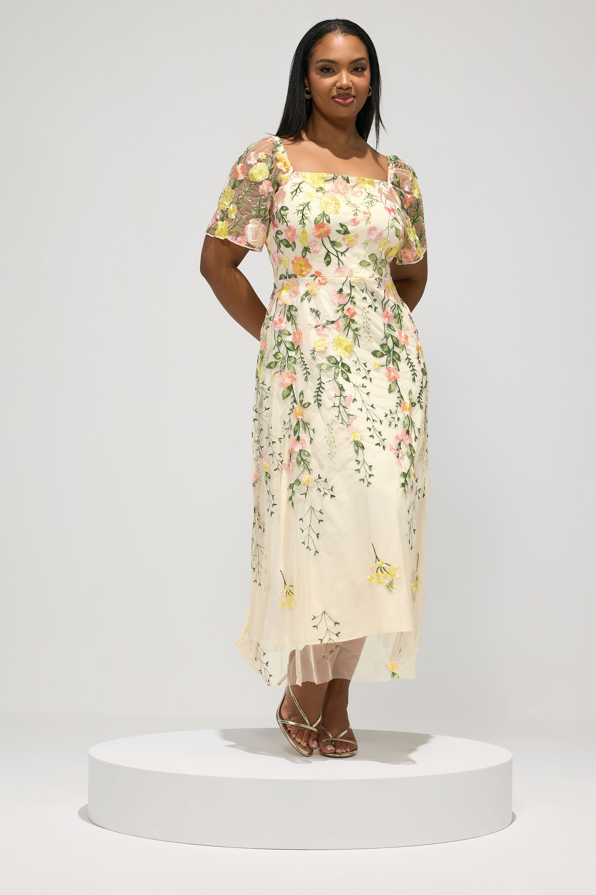YOURS LONDON Plus Size Yellow Embroidered Floral Maxi Dress | Yours Clothing 2