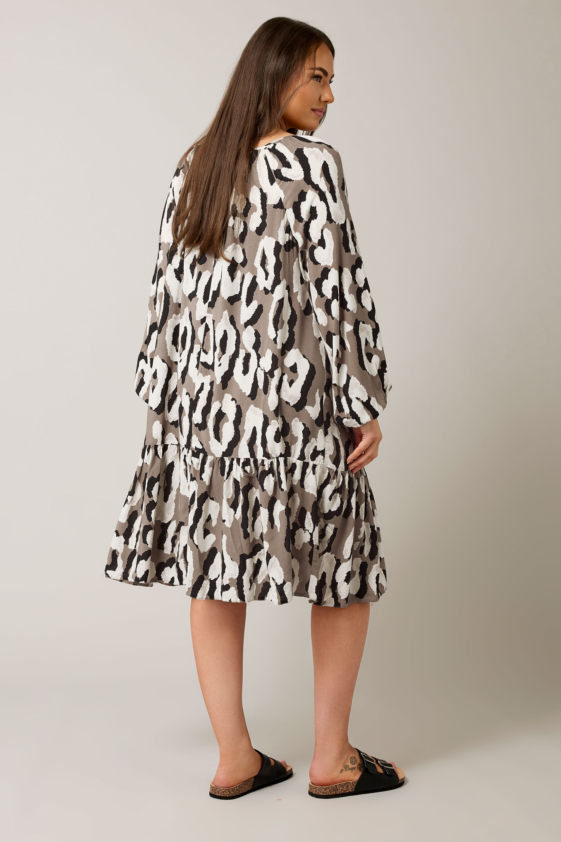 EVANS Plus Size Brown Animal Print Tiered Mini Dress | Evans 2