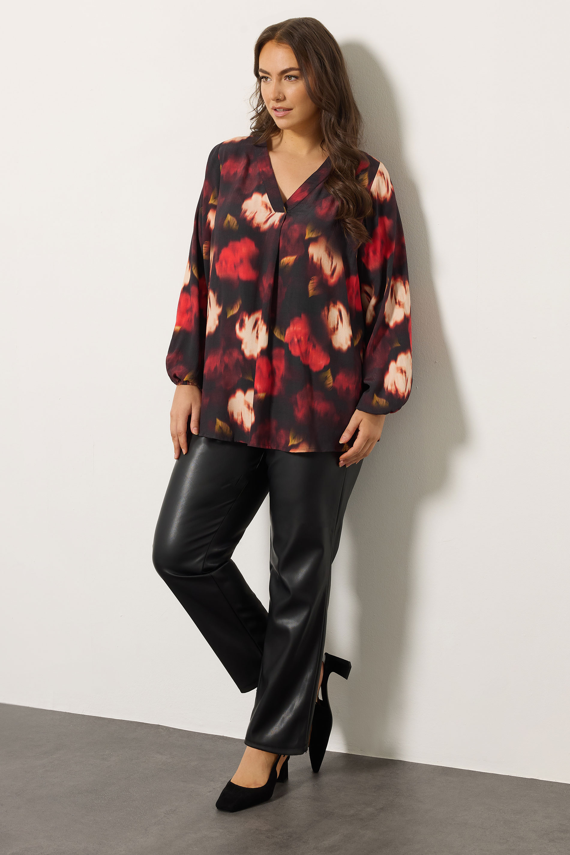 EVANS Plus Size Red Blurred Floral Pleat Front Long Sleeve Blouse | Evans 1