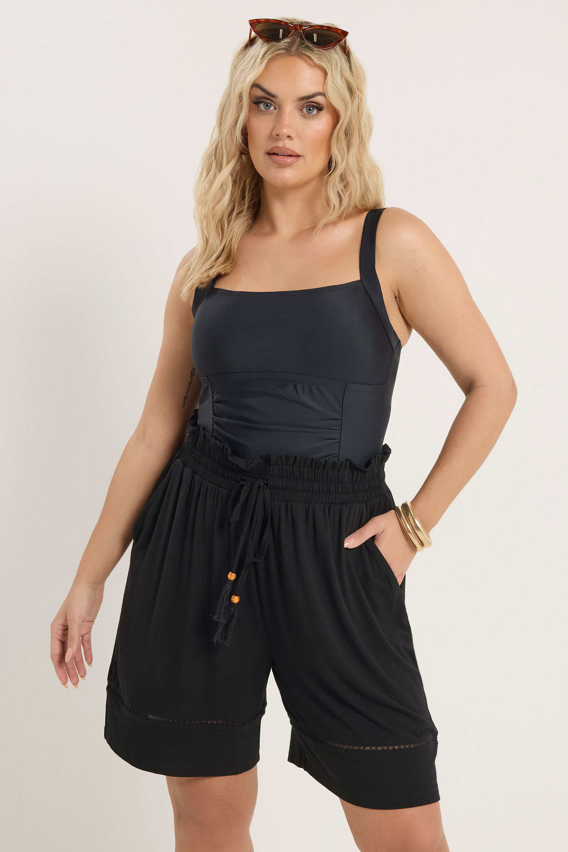 YOURS Plus Size Black Ladder Insert Shorts | Yours Clothing 1