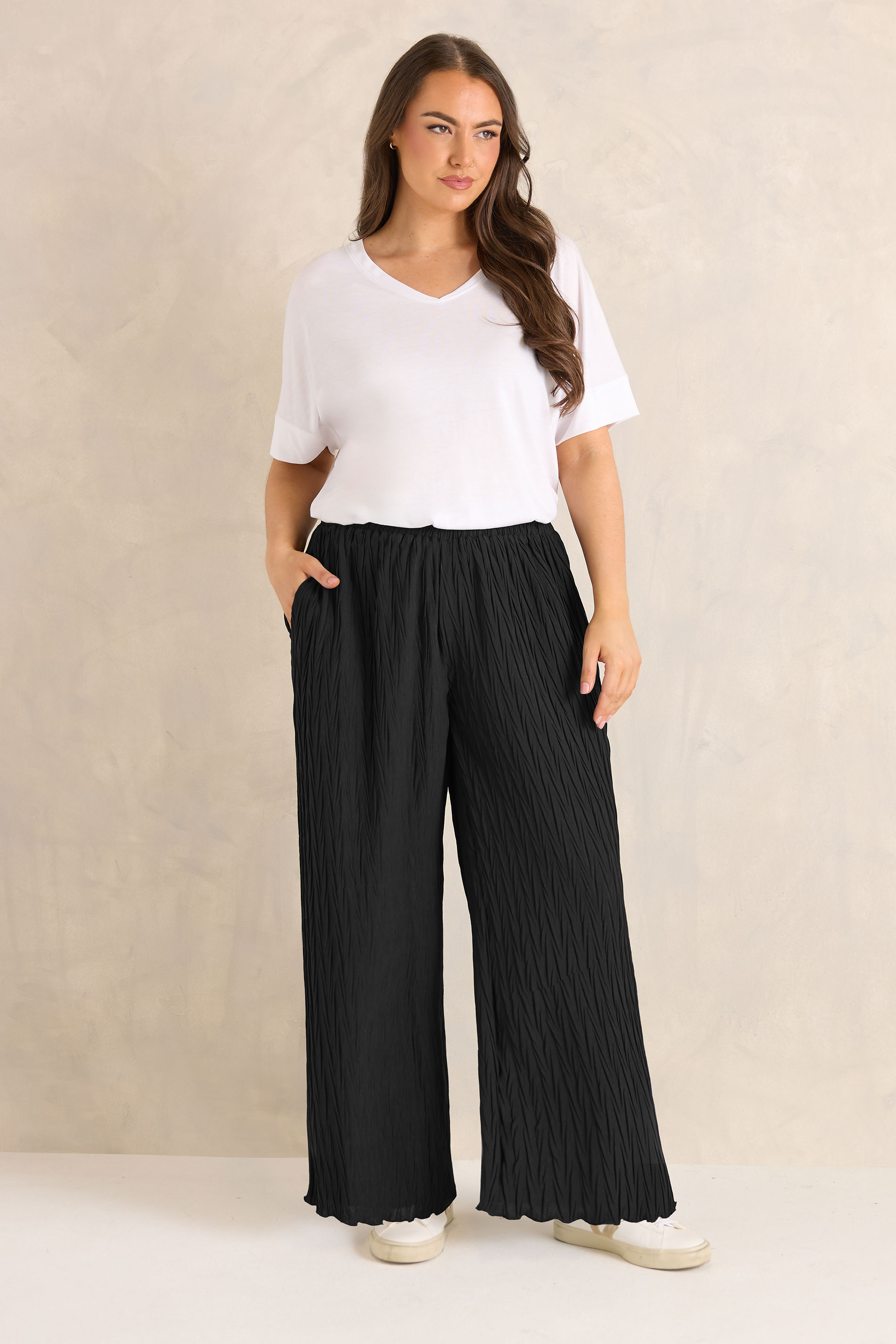 EVANS Plus Size Black Textured Wide Leg Trousers | Evans 2