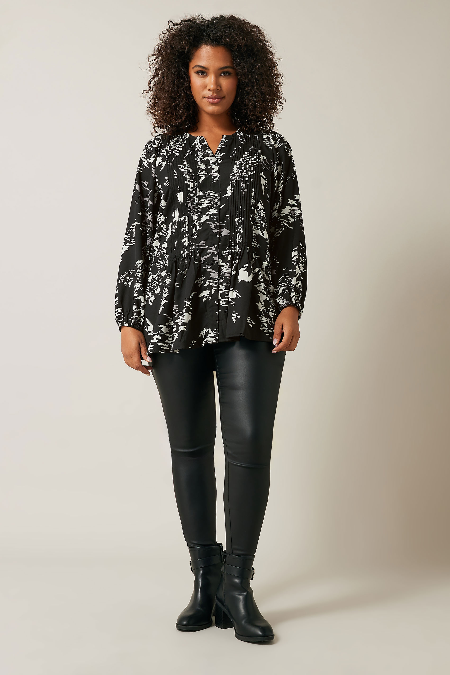 EVANS Plus Size Black Dogtooth Print Pintuck Blouse | Evans  1