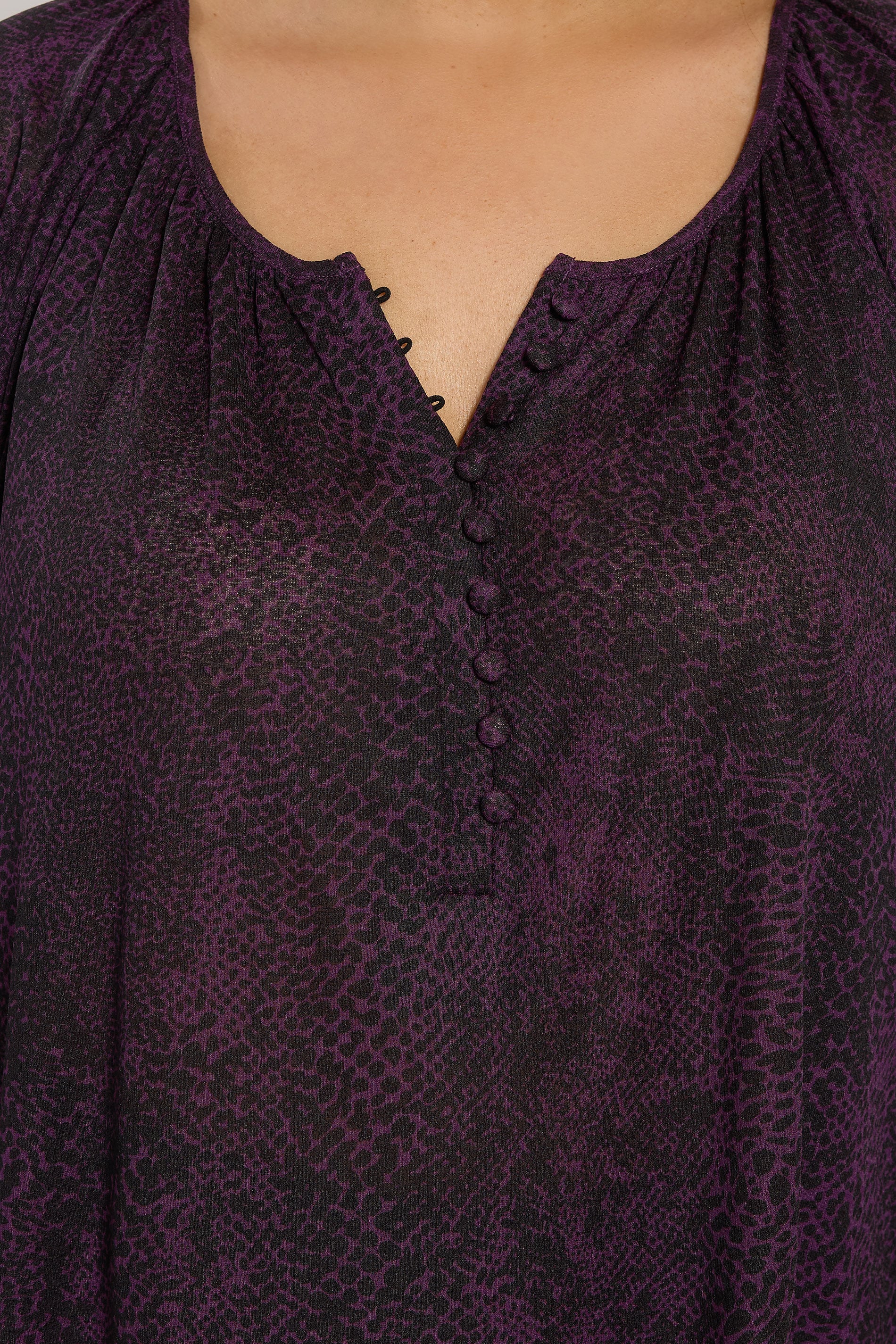 EVANS Plus Size Purple Animal Print Balloon Sleeve Blouse | Evans 4