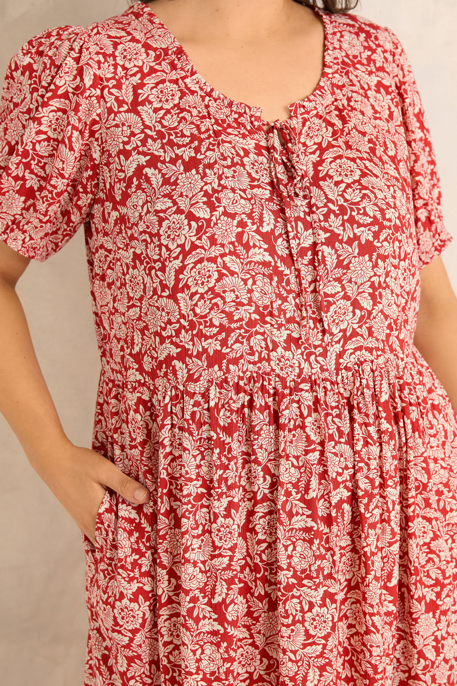 EVANS Plus Size Orange Ditsy Tie Neck Dress | Evans 5