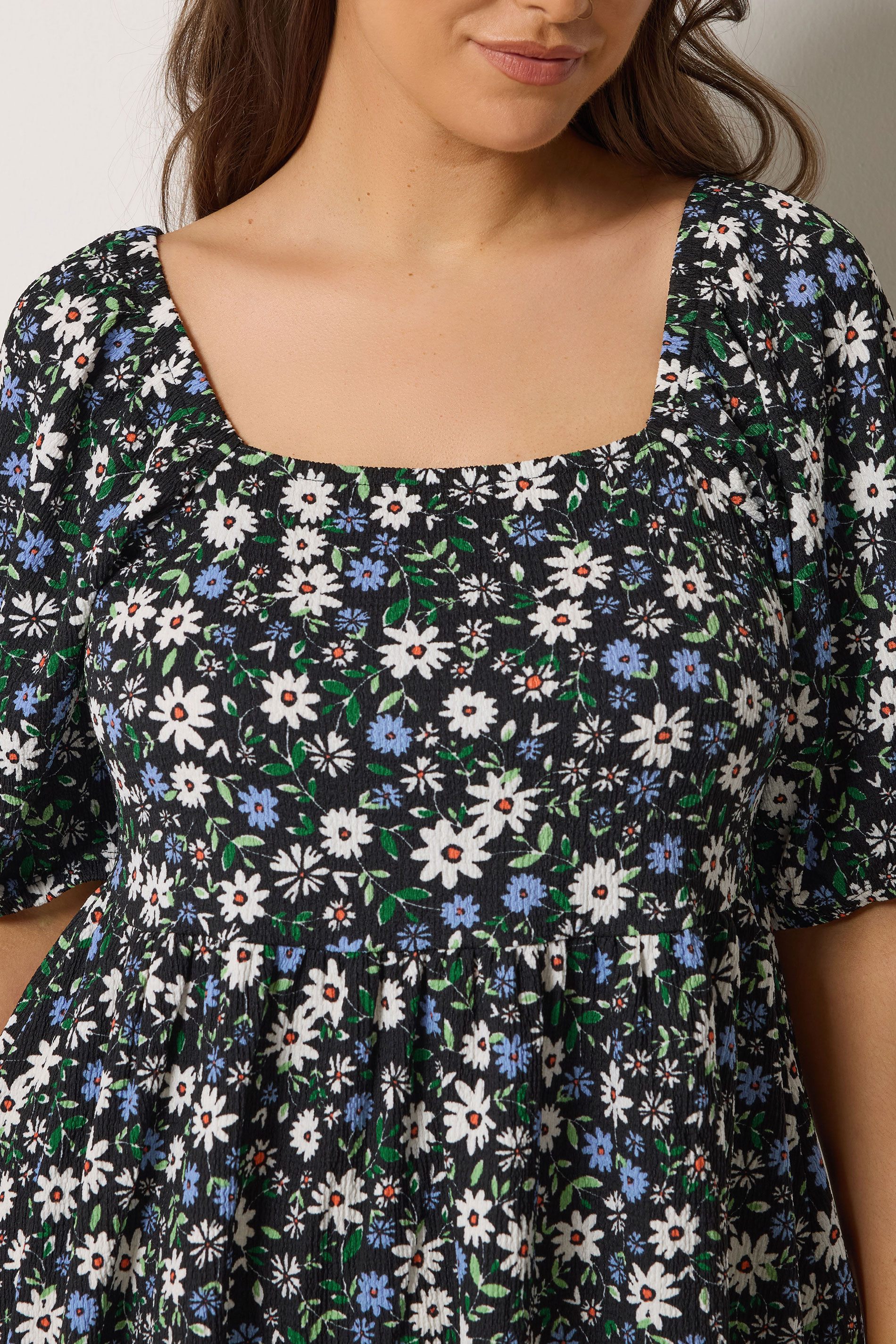 YOURS Plus Size Black Ditsy Floral Peplum Top | Yours Clothing 4