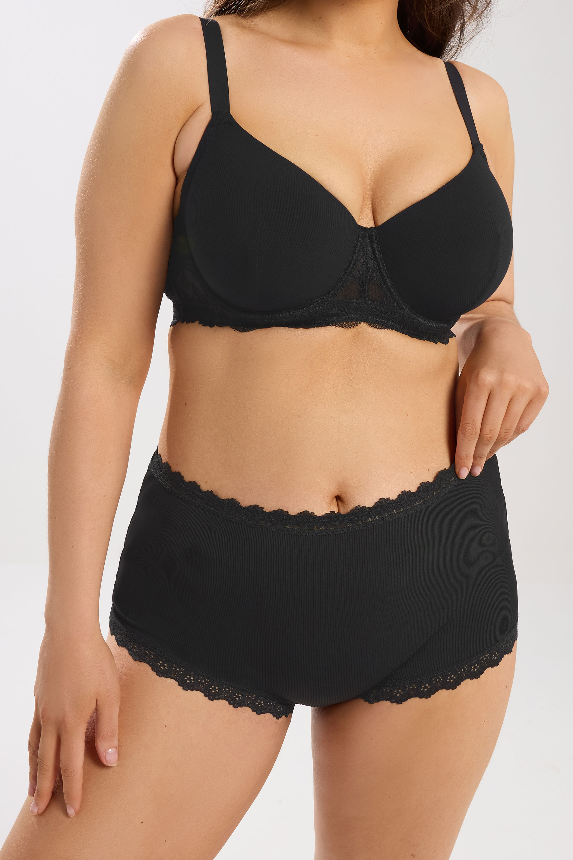 YOURS Plus Size Black Lace Trim High Waisted Shorts | Yours Clothing 3