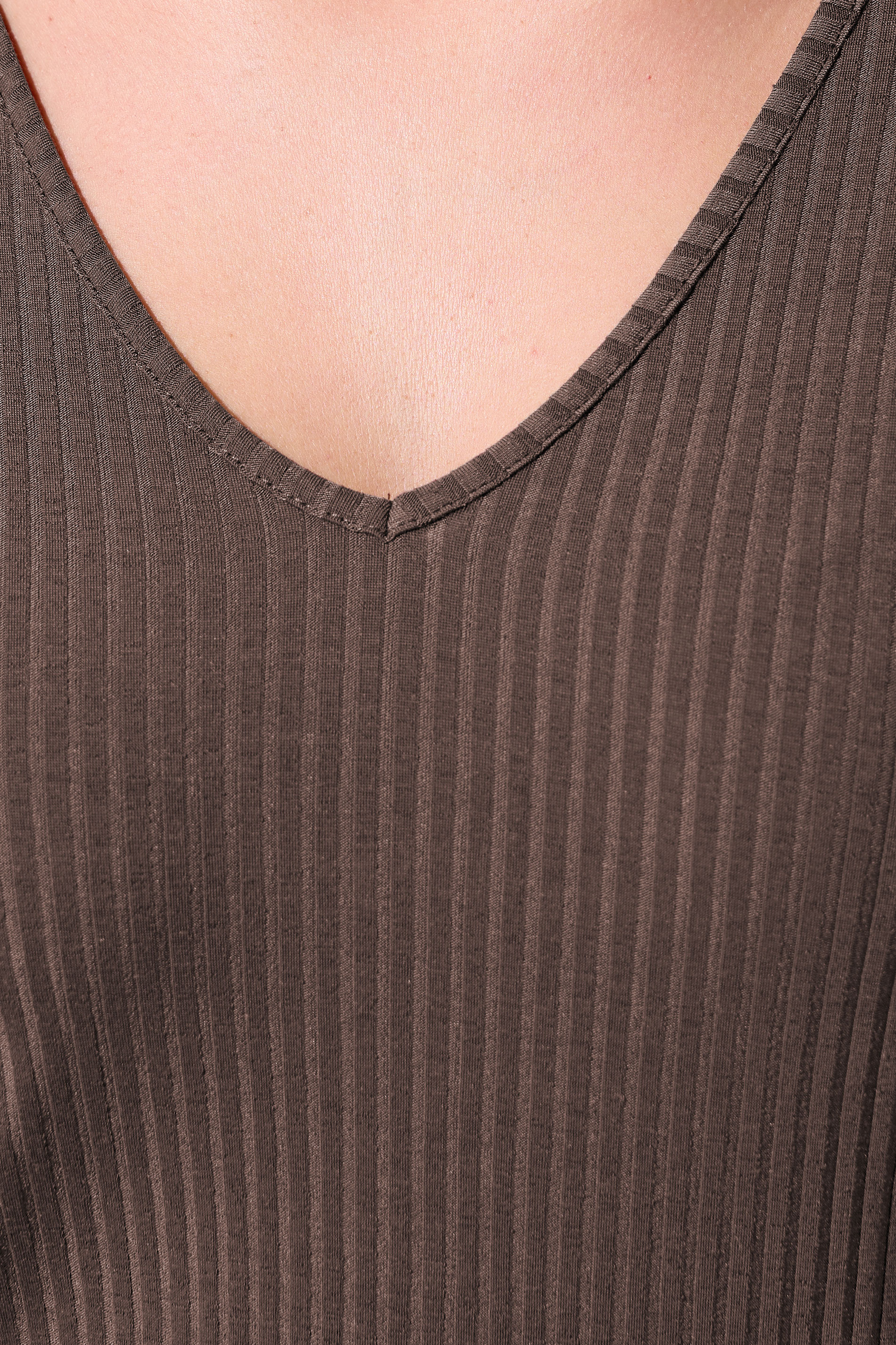 LIMITED COLLECTION Plus Size Brown Ribbed V-Neck Top | Yours Clothing 4