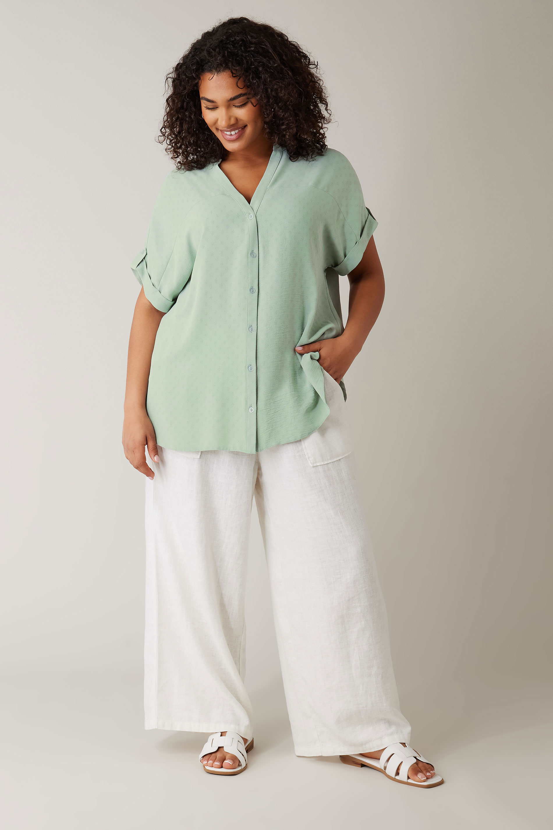 EVANS Plus Size Sage Green Short Sleeve Blouse | Evans 1