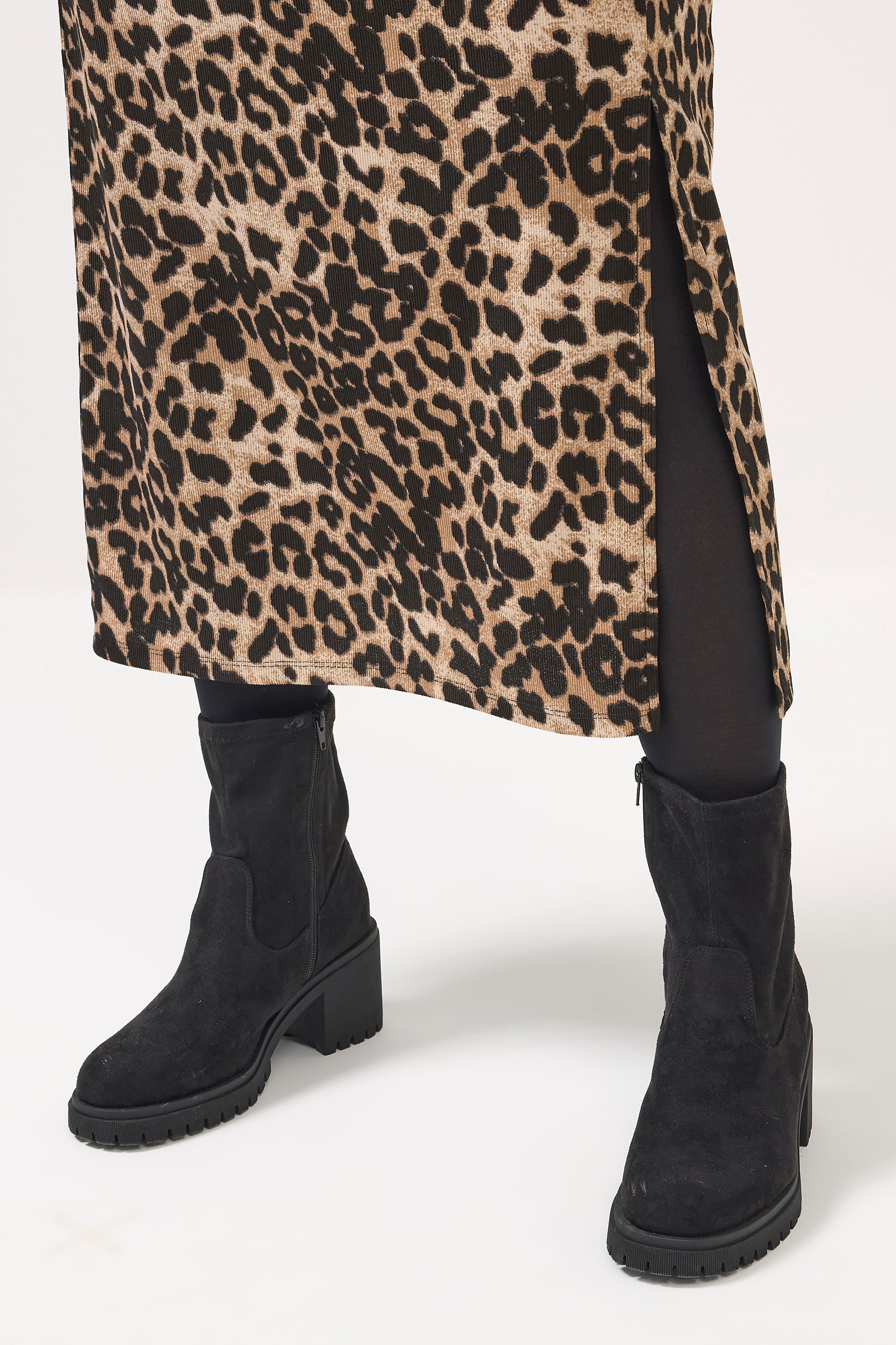 YOURS Plus Size Brown Leopard Textured Tube Skirt | Yours Clothing 4