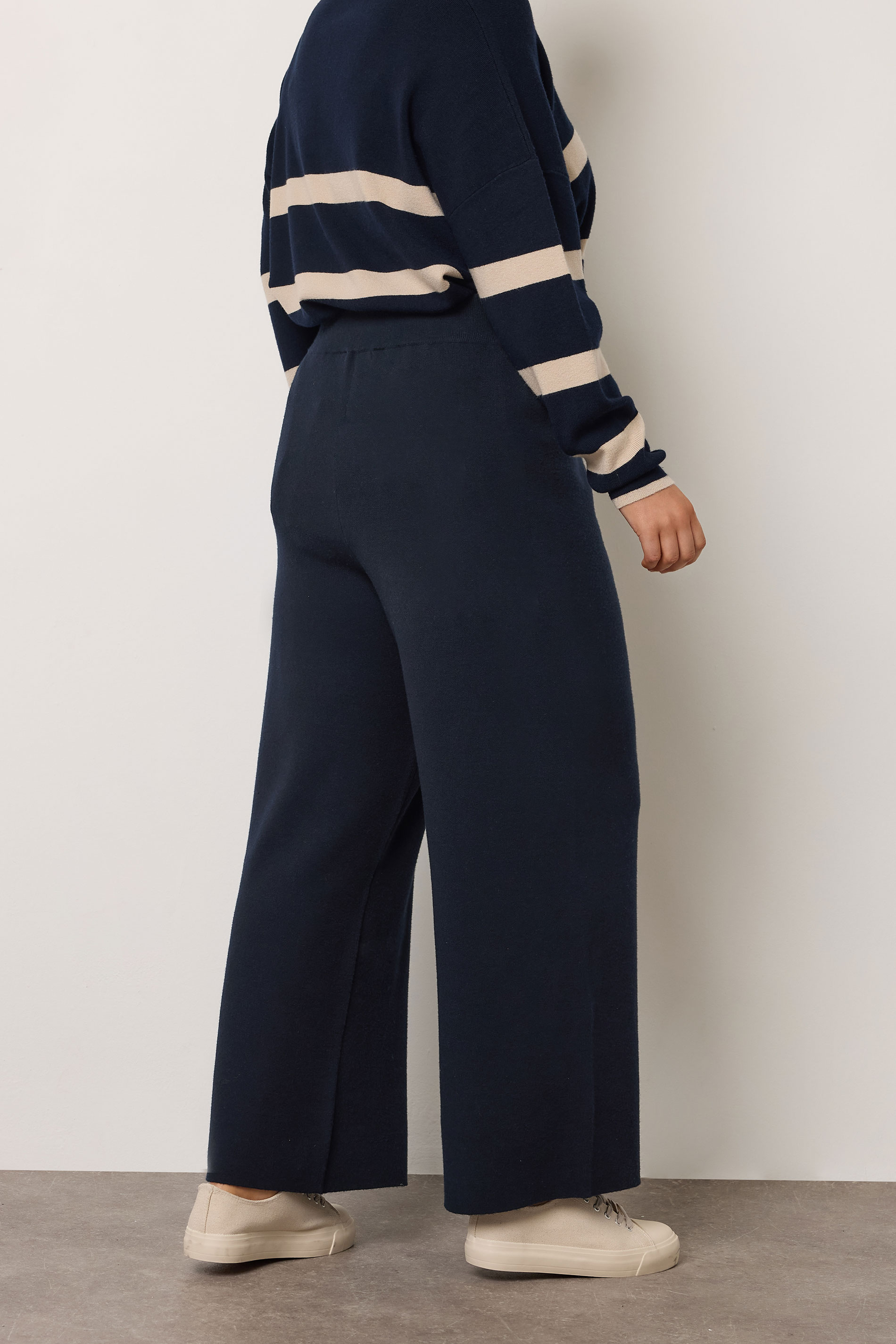 EVANS Plus Size Navy Blue Luxury Knitted Trousers | Evans 4