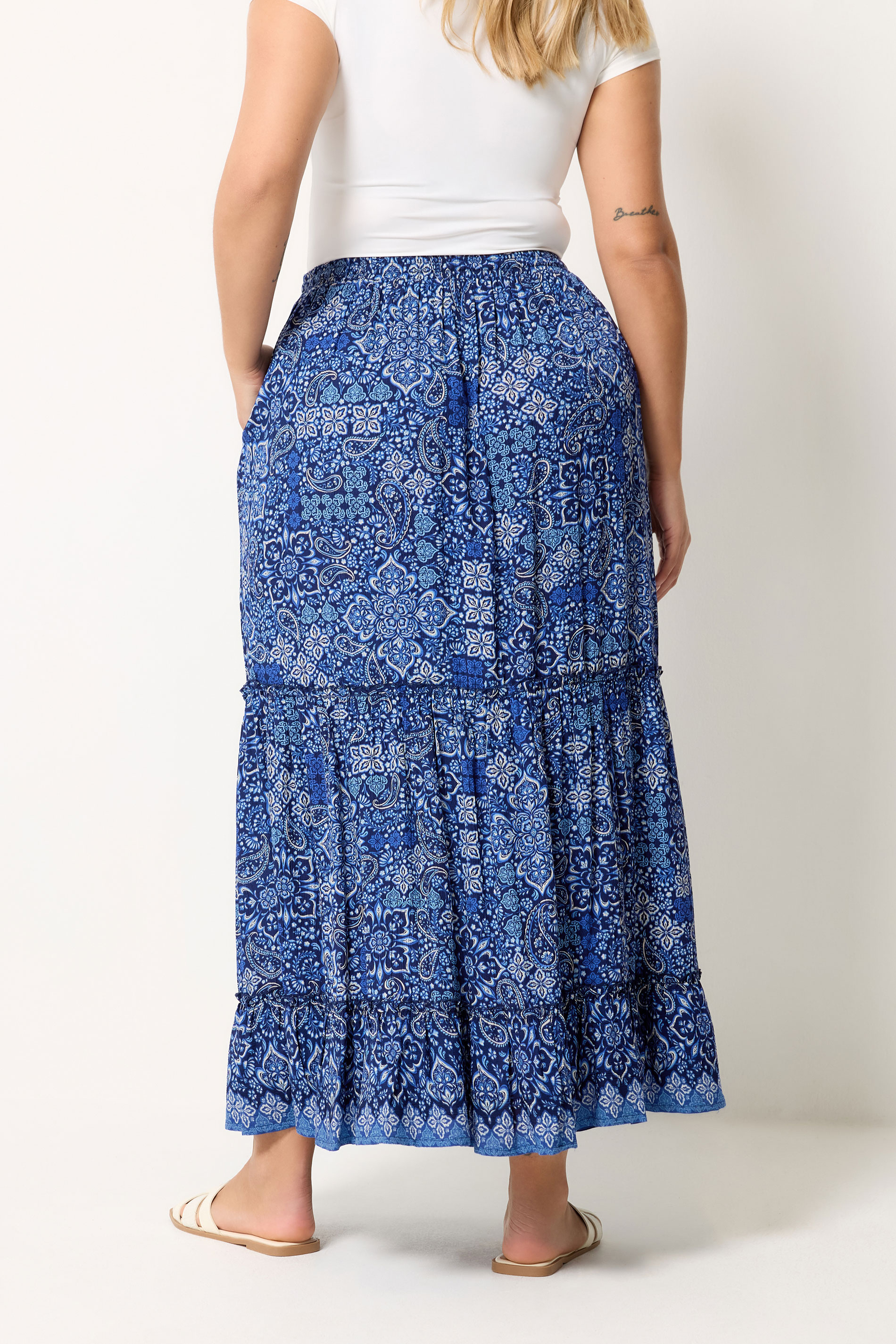 YOURS Plus Size Navy Blue Paisley Tiered Skirt | Yours Clothing 2