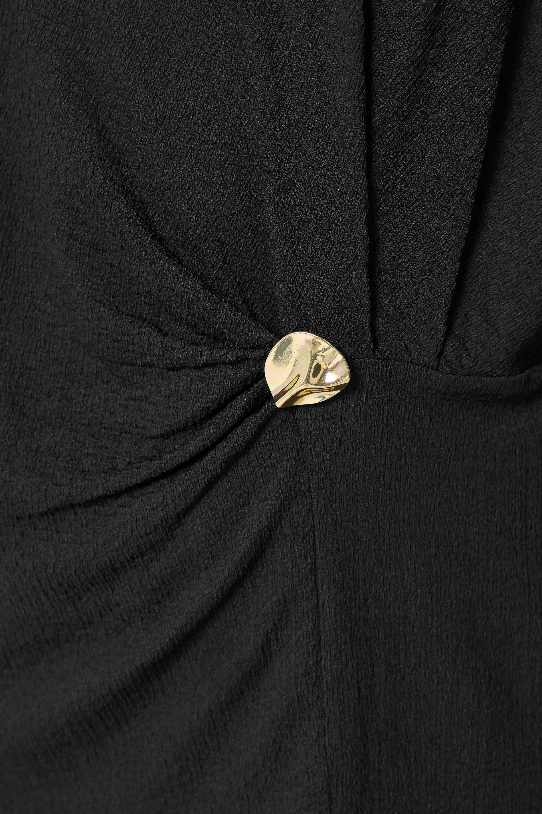 YOURS Plus Size Black Grown On Sleeve Top | Yours Clothing 4