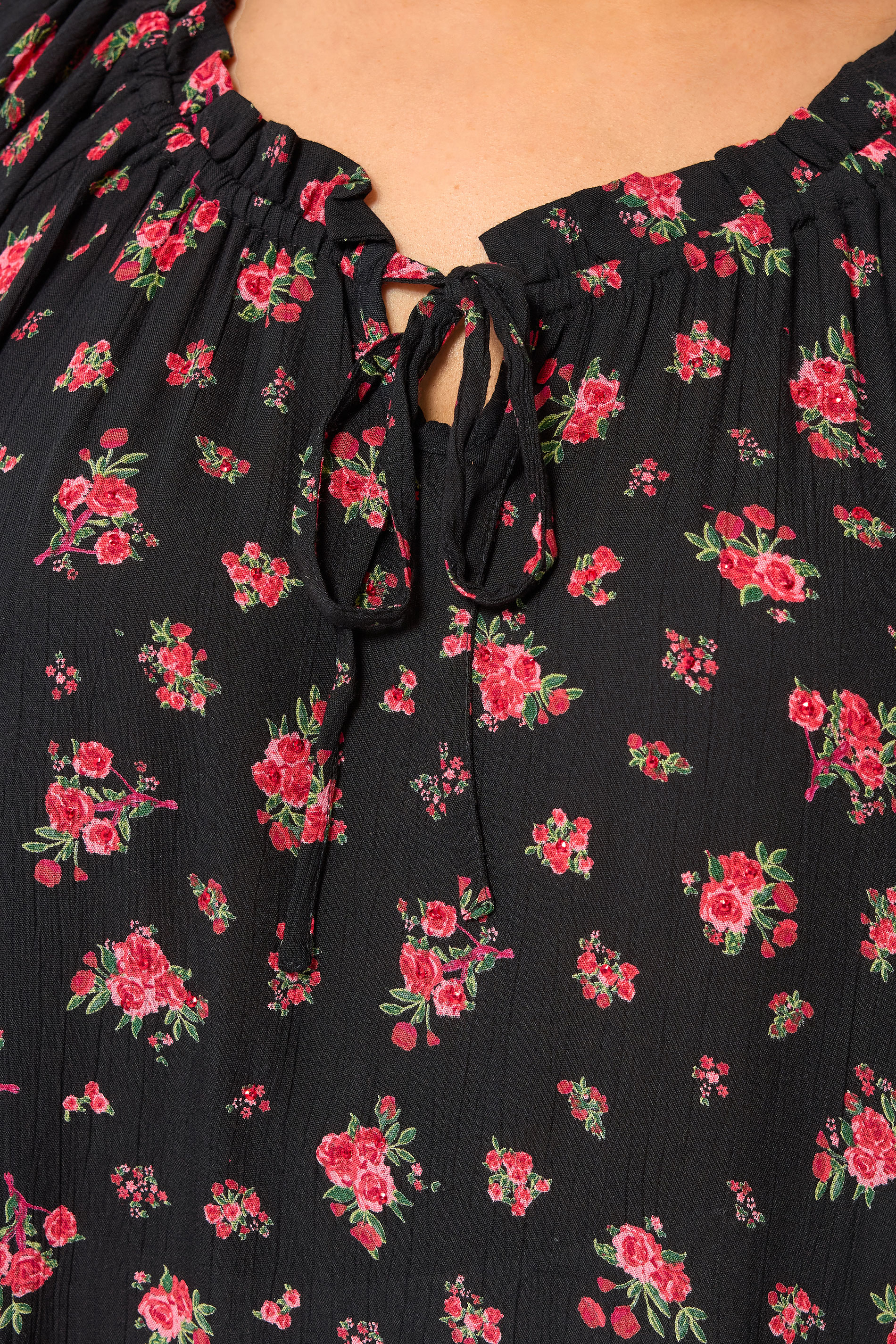 YOURS Plus Size Black Ditsy Floral Bardot Top | Yours Clothing 4