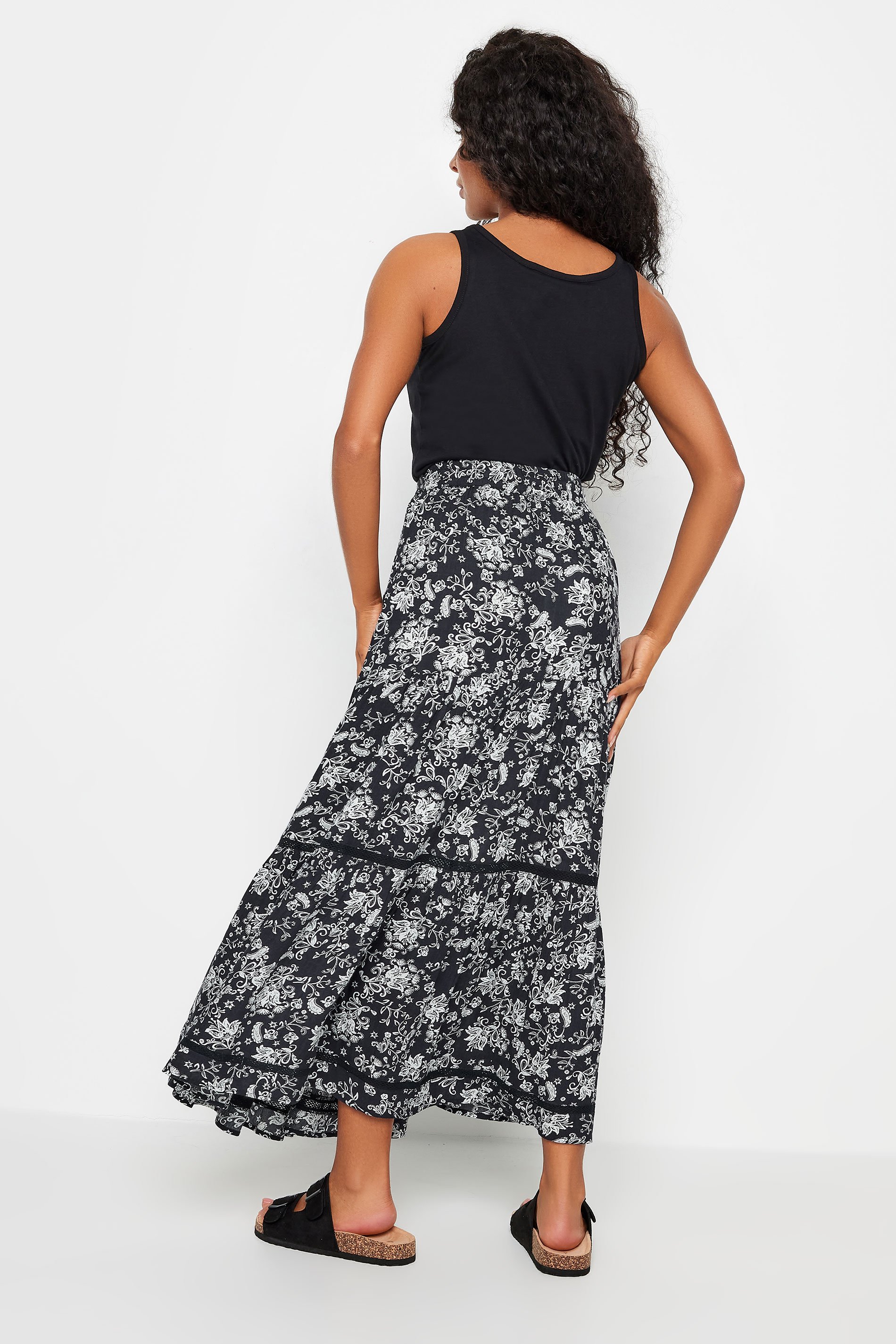 M&Co Petite Black & White Damask Print Tiered Maxi Skirt | M&Co 3