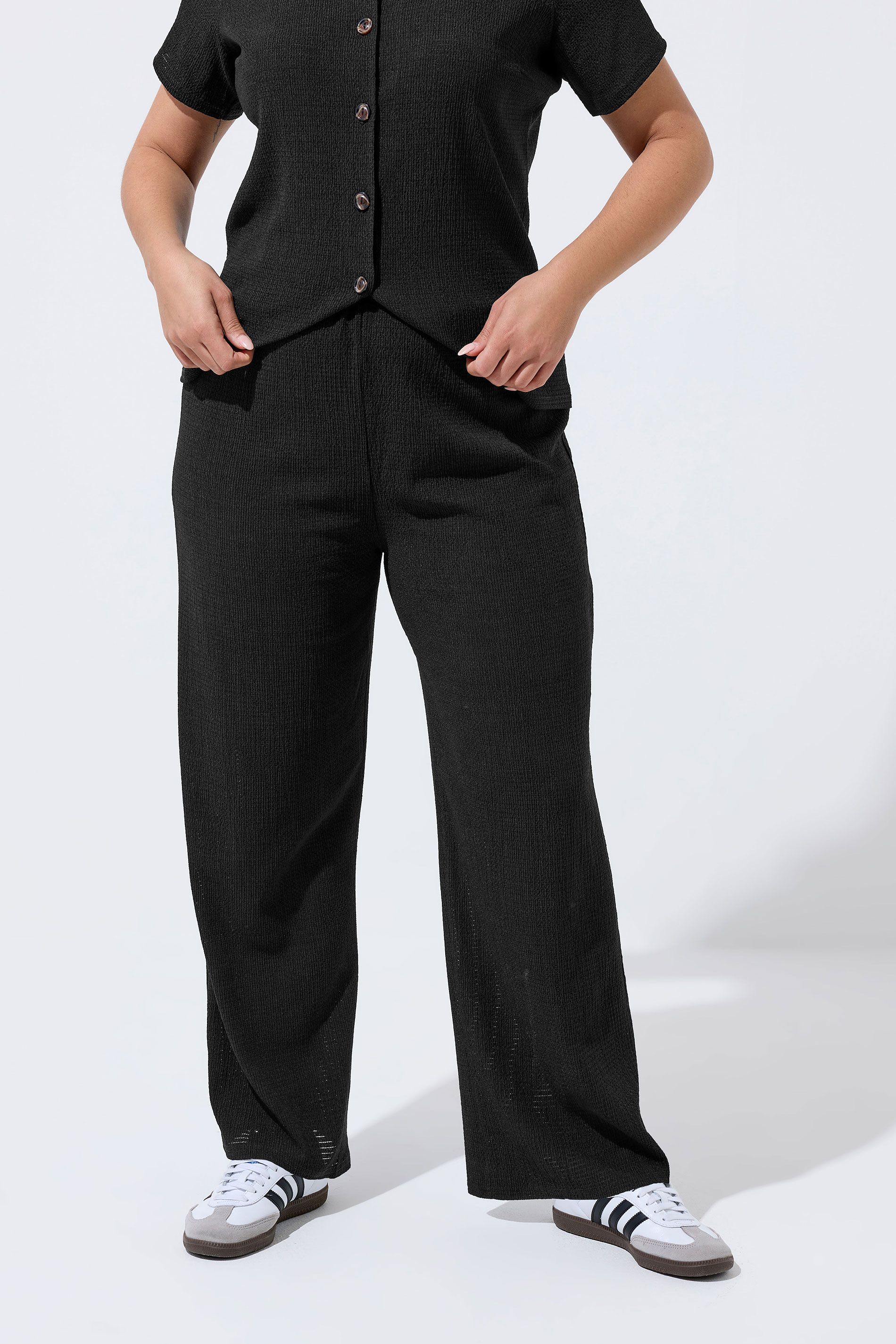 LIMITED COLLECTION Plus Size Black Crinkle Wide Leg Trousers | Yours Clothing 2