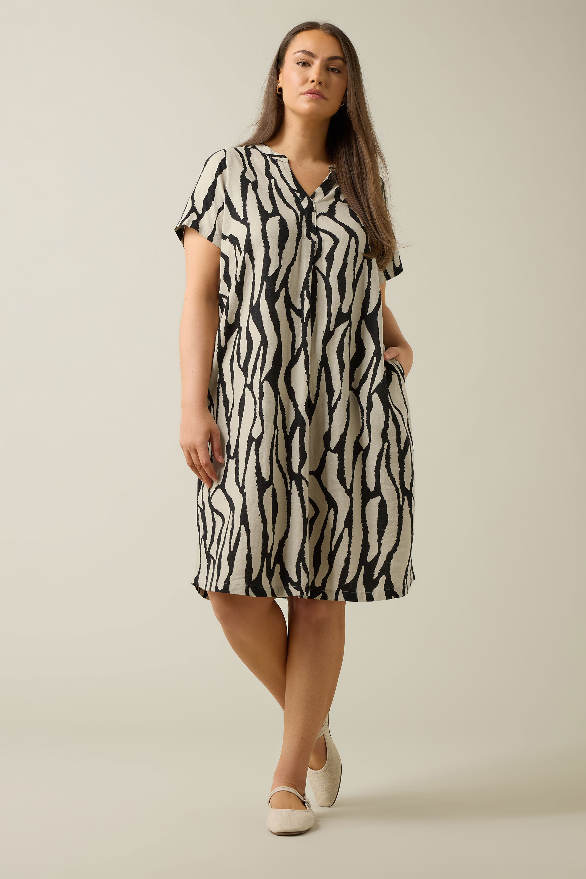 EVANS Plus Size Natural Brown Abstract Print Premium Linen Dress | Evans 2