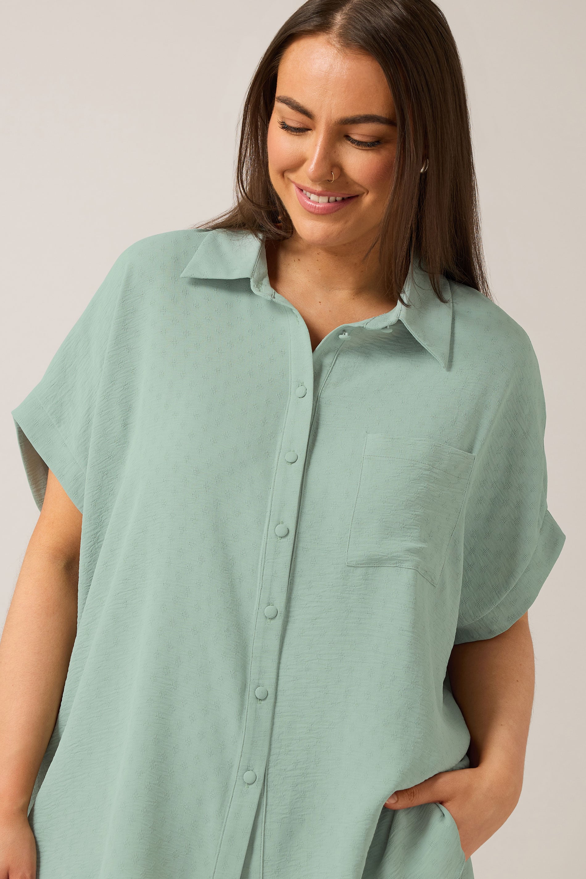 EVANS Plus Size Mint Green Grown-On Sleeve Blouse | Evans 4