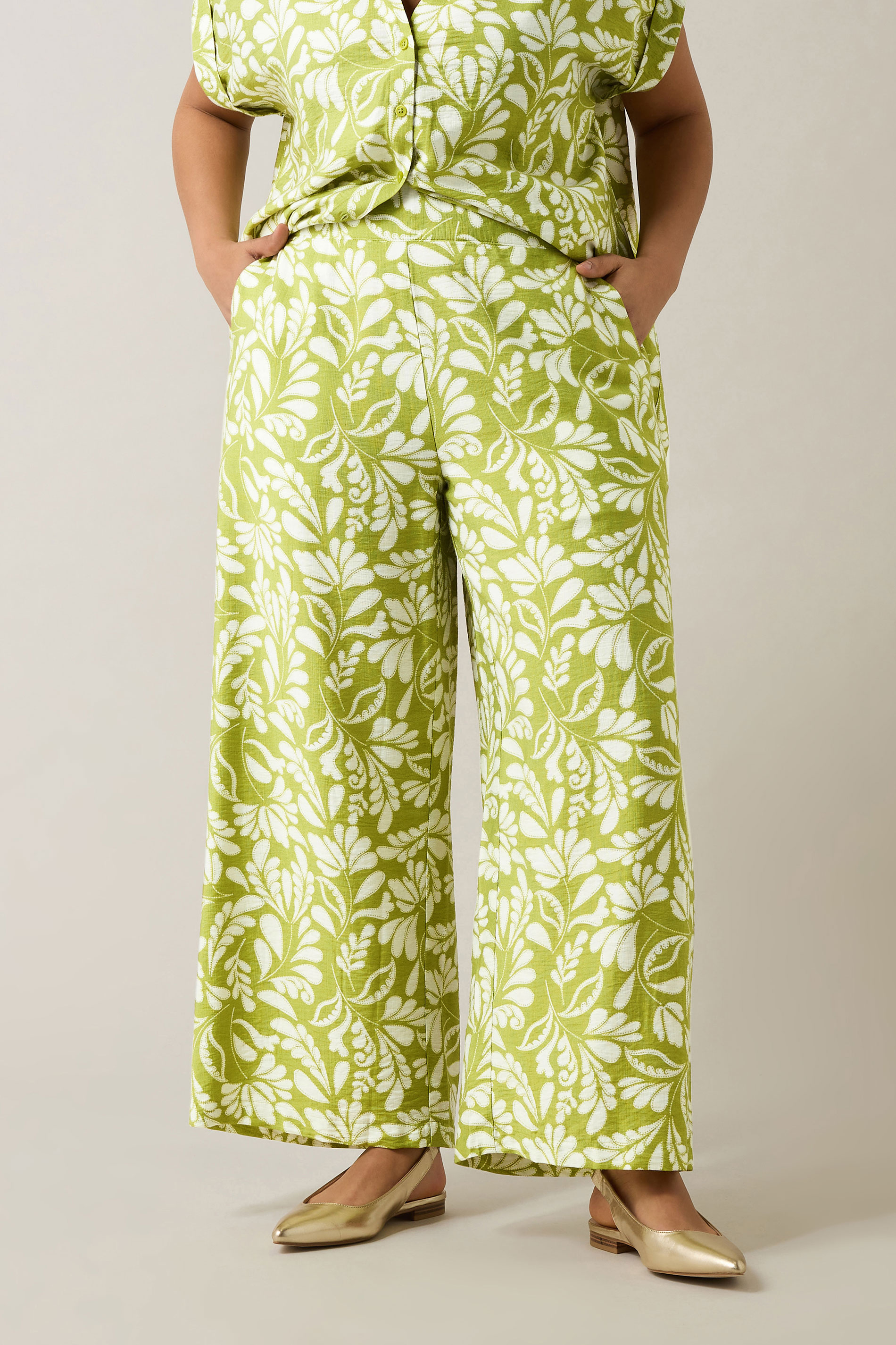 EVANS Plus Size Chartreuse Green Leaf Print Wide Leg Trousers | Evans 4