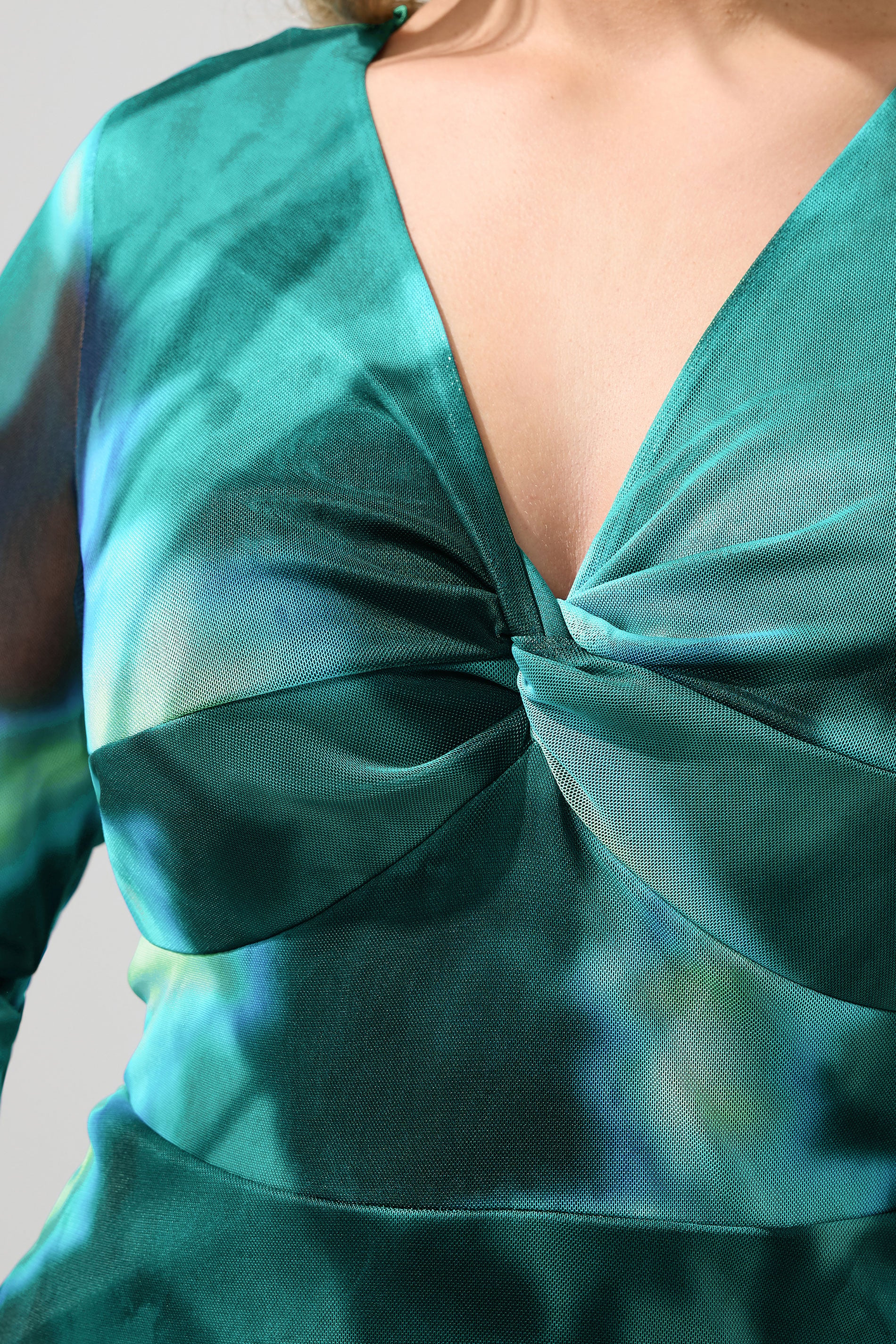 YOURS LONDON Plus Size Green Abstract Knot Front Dress | Yours Clothing 4