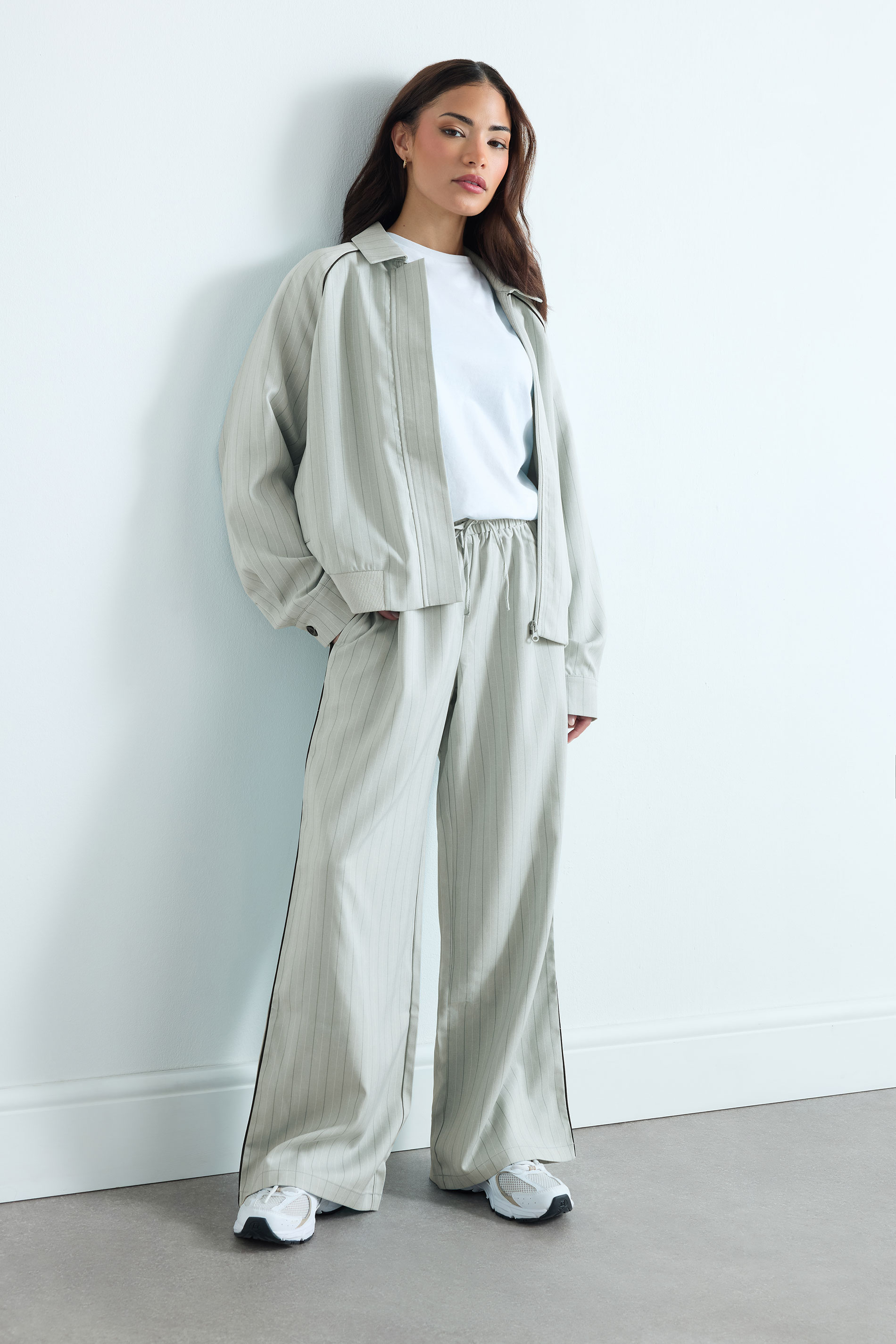 PixieGirl Petite Women's Blue Stripe Pull On Wide Leg Trousers | PixieGirl 3