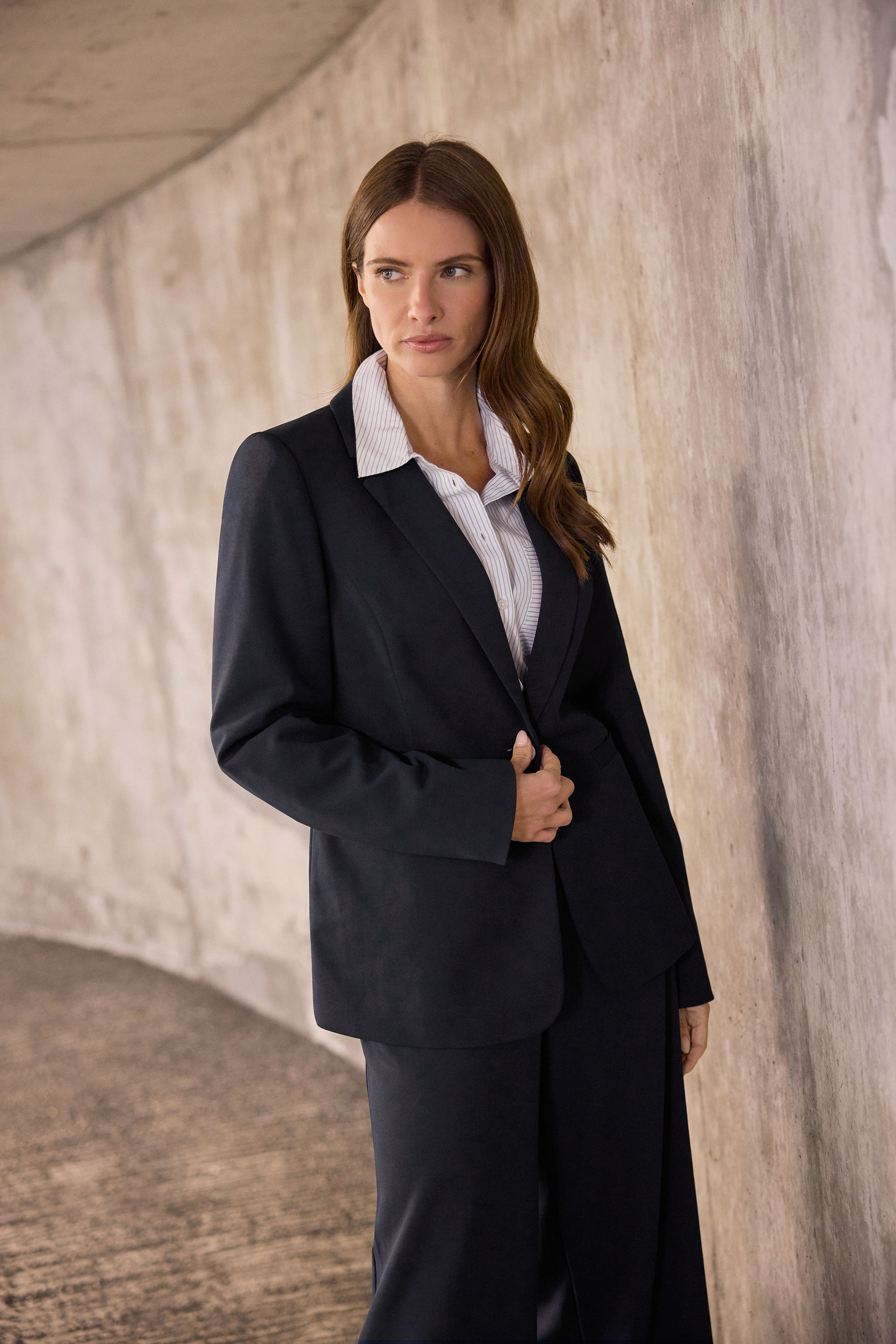 Women's Blue M&Co M&Co Navy Tailored Blazer Size 18