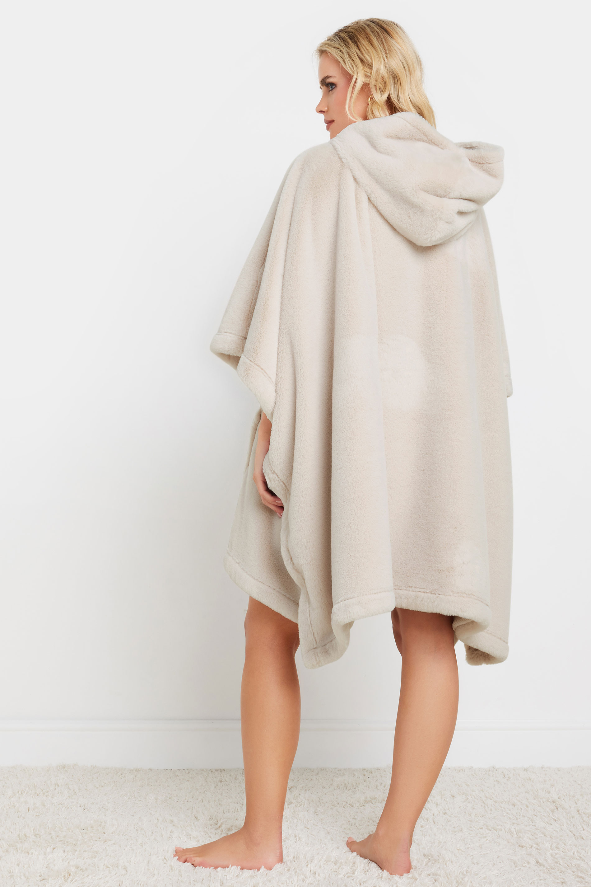 PixieGirl Petite Women's Stone Brown Faux Fur Blanket Hoodie | PixieGirl 2