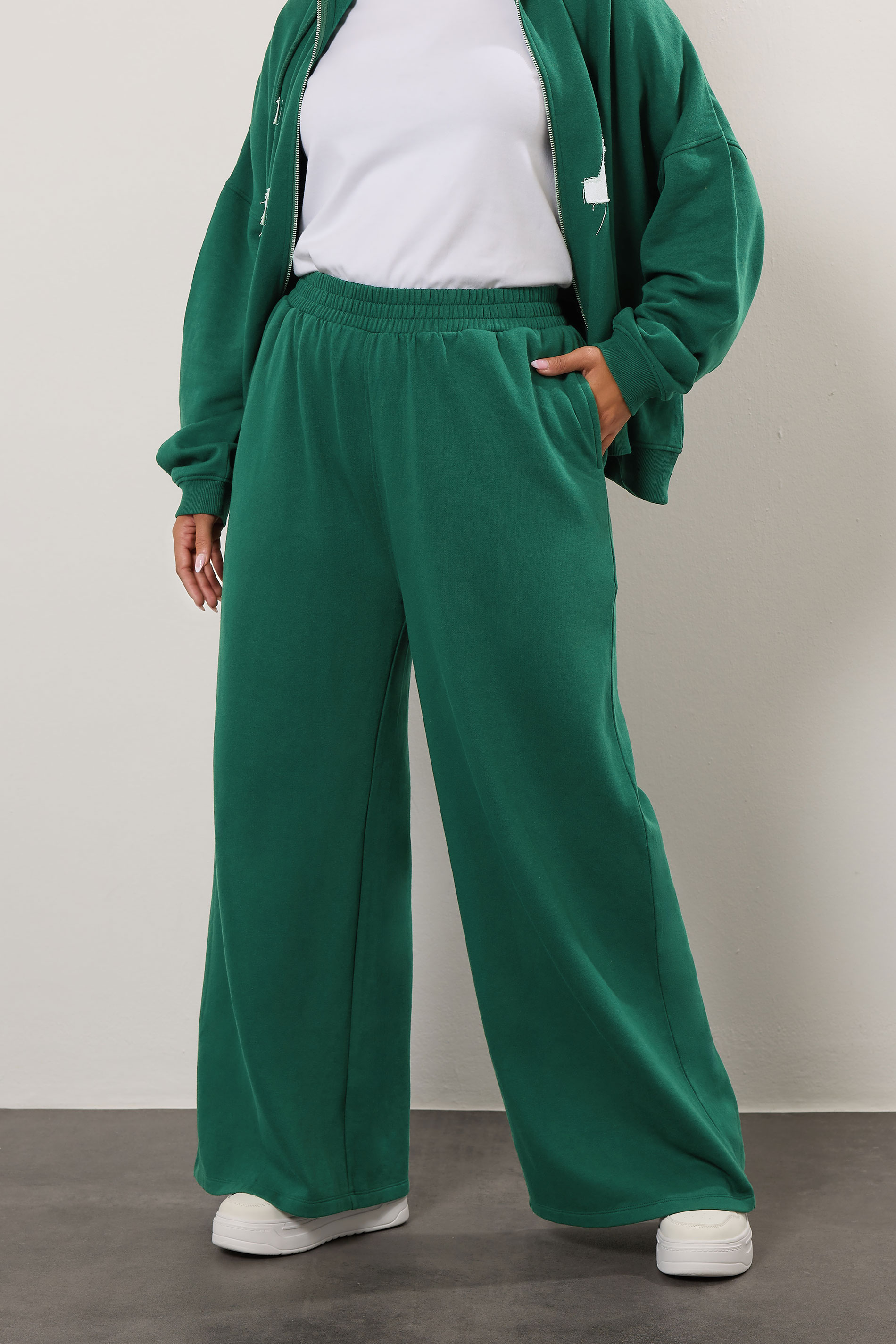 YOURS Plus Size Green 'LA' Wide Leg Joggers | Yours Clothing 3