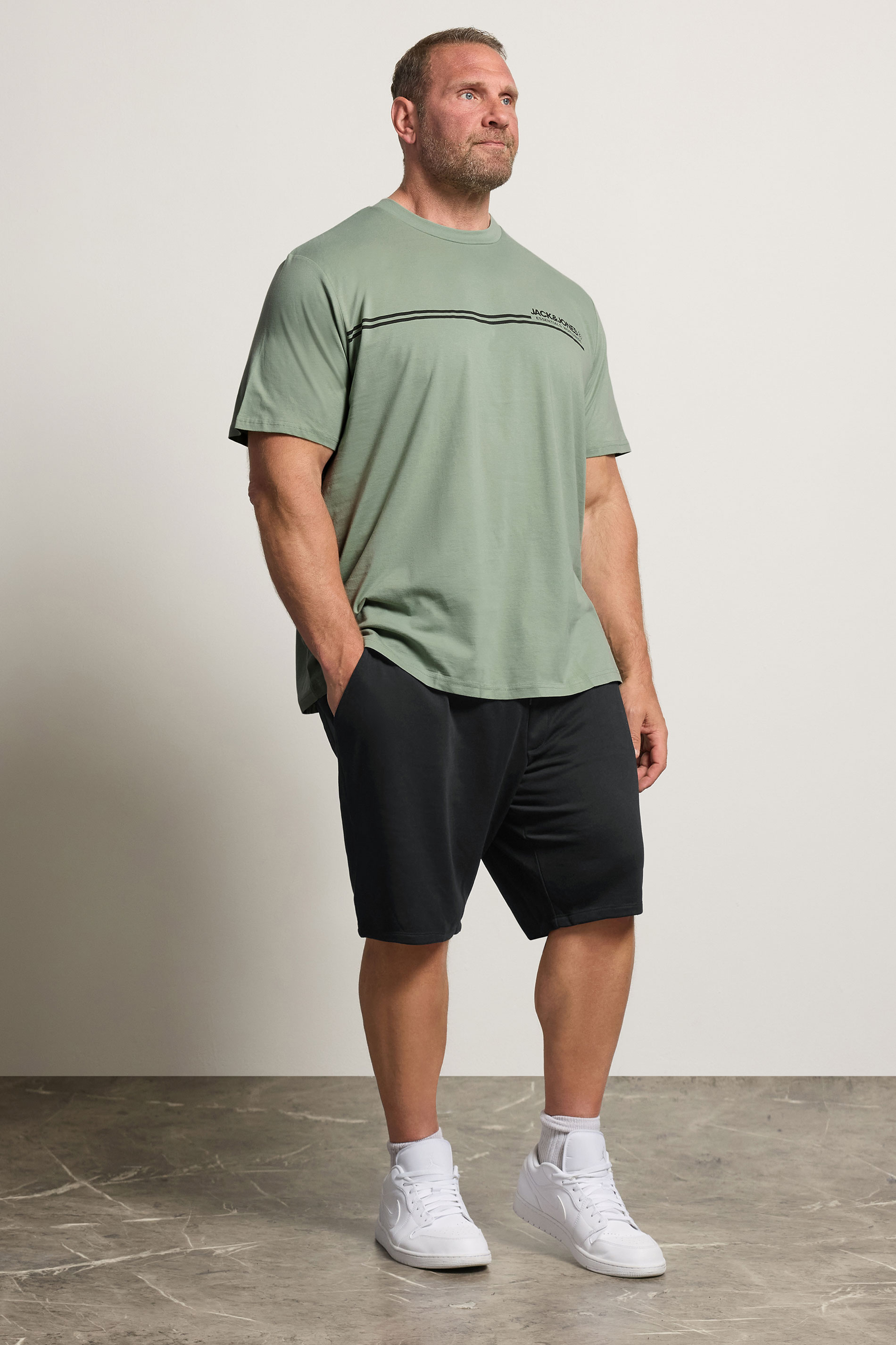 JACK & JONES Big & Tall Green T-Shirt & Shorts Set  2