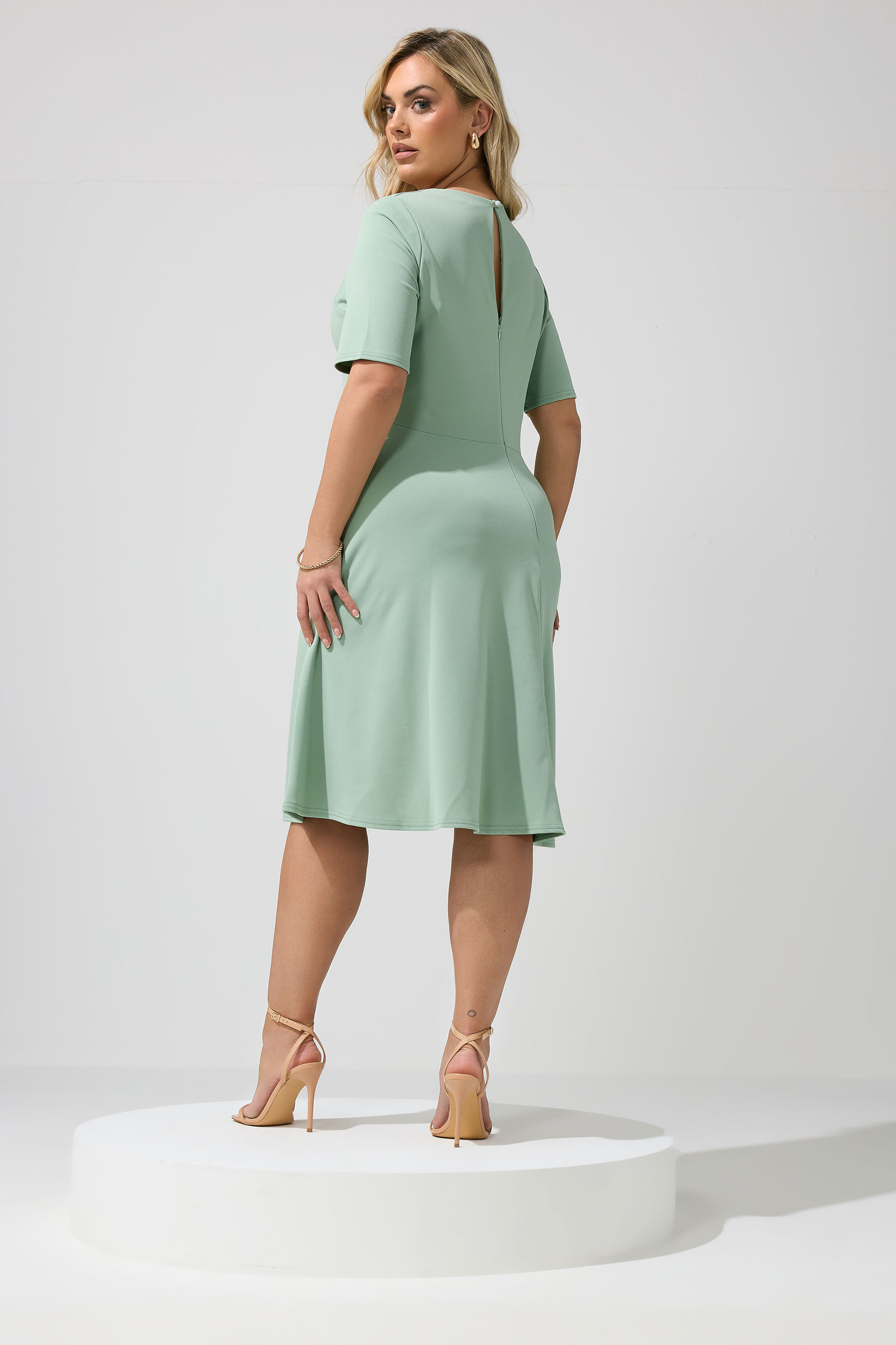 YOURS LONDON Plus Size Sage Green Panel Skater Dress | Yours Clothing 2