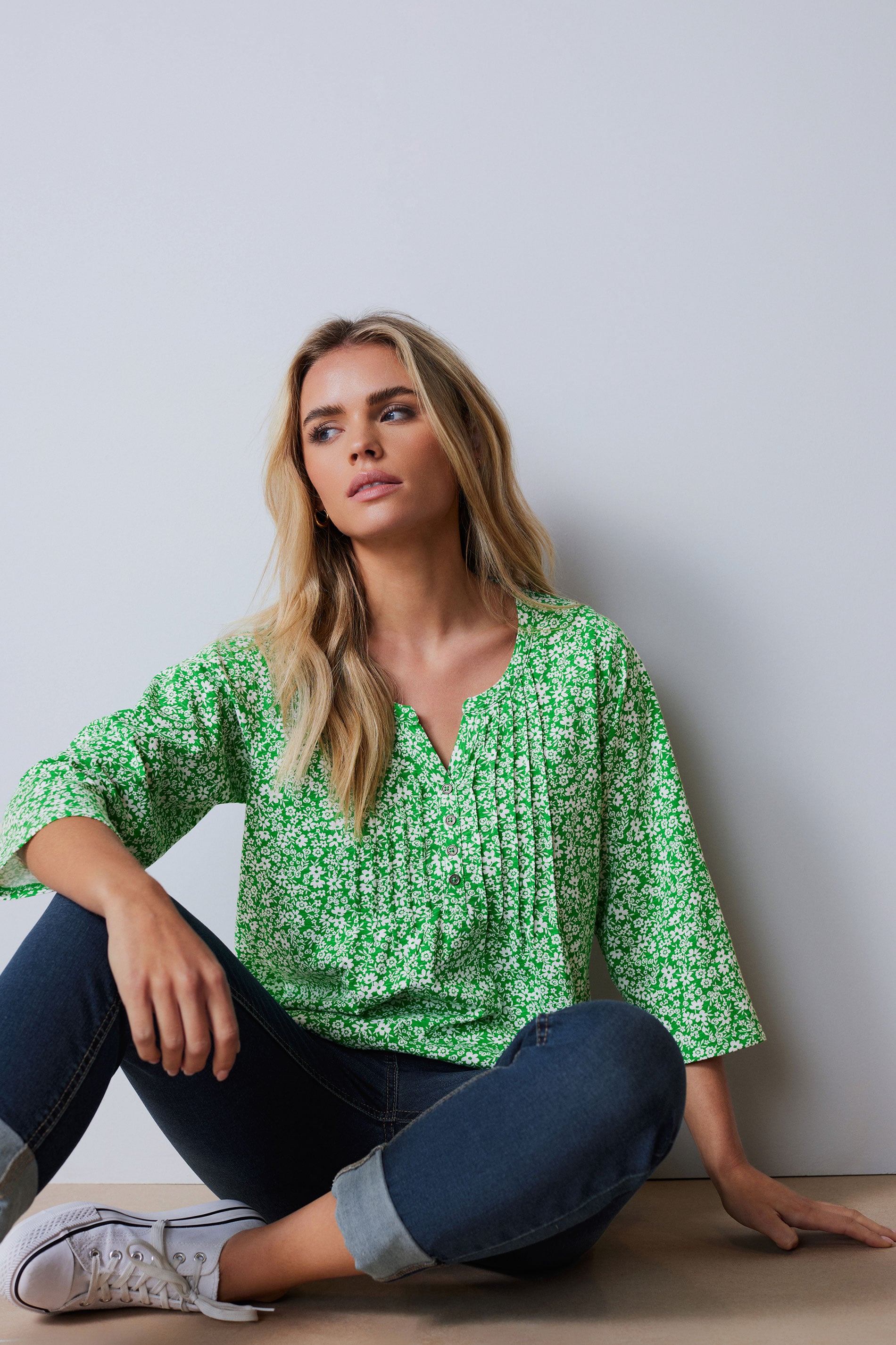 Women's Green M&Co Petites M&Co Petite Cotton Ditsy Floral Henley Top Size 18