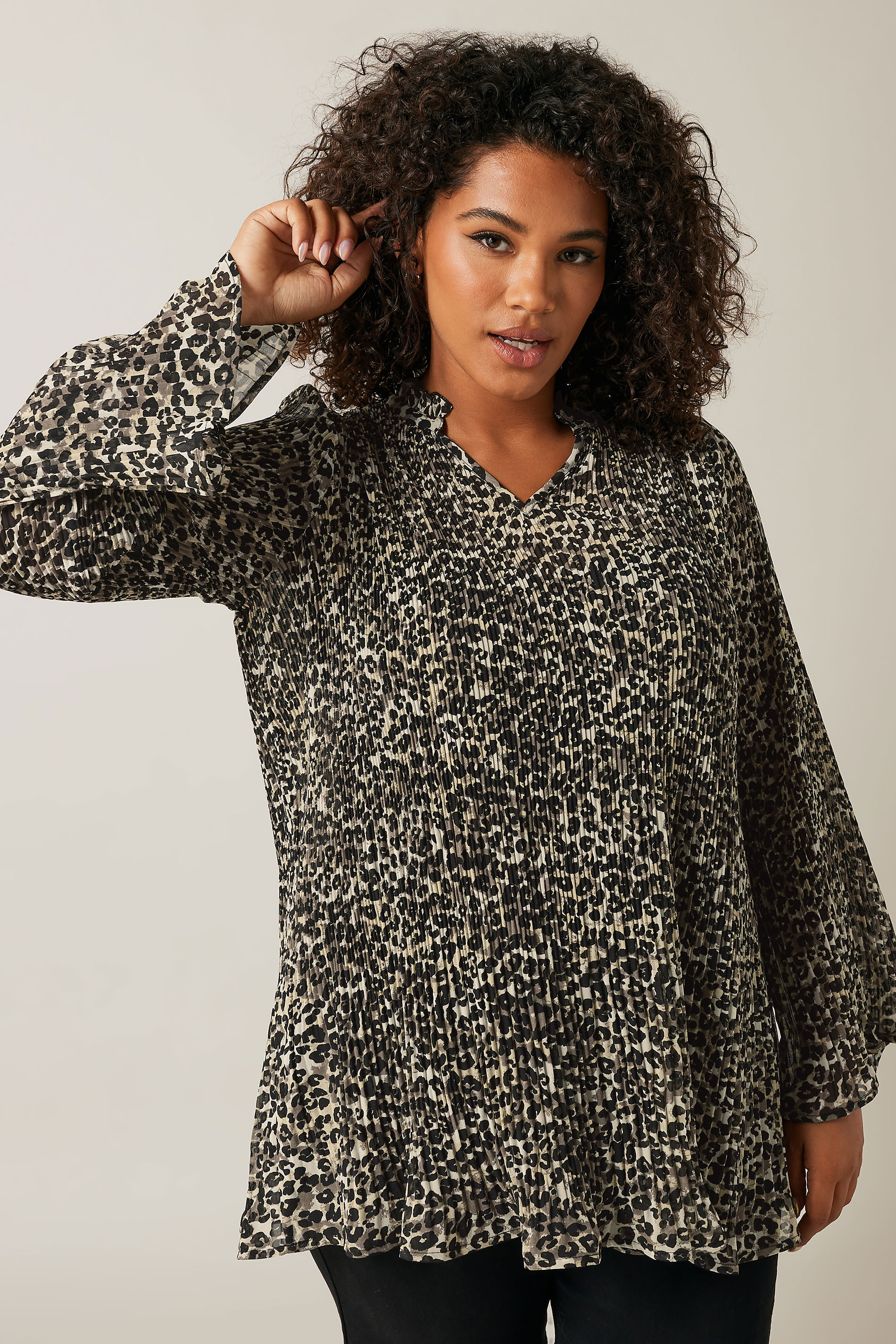 EVANS Plus Size Natural Brown Leopard Print Blouse | Evans 3